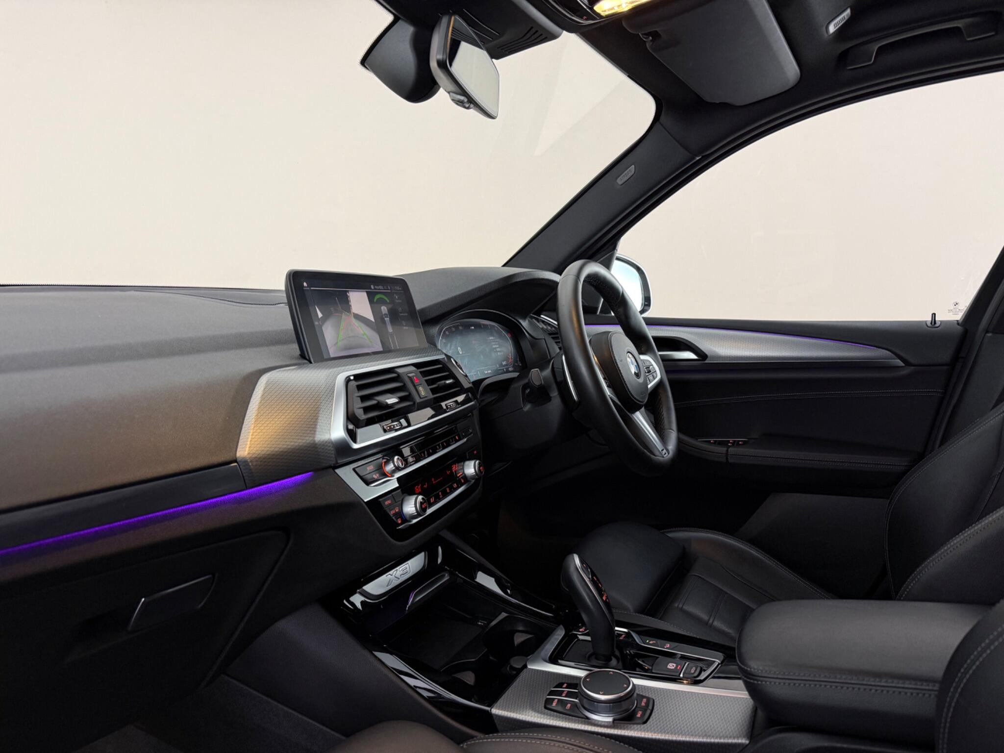 BMW X3 view 4