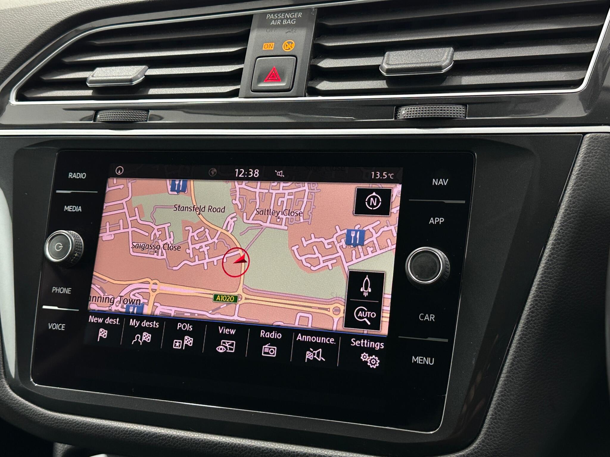 Volkswagen Tiguan view 22