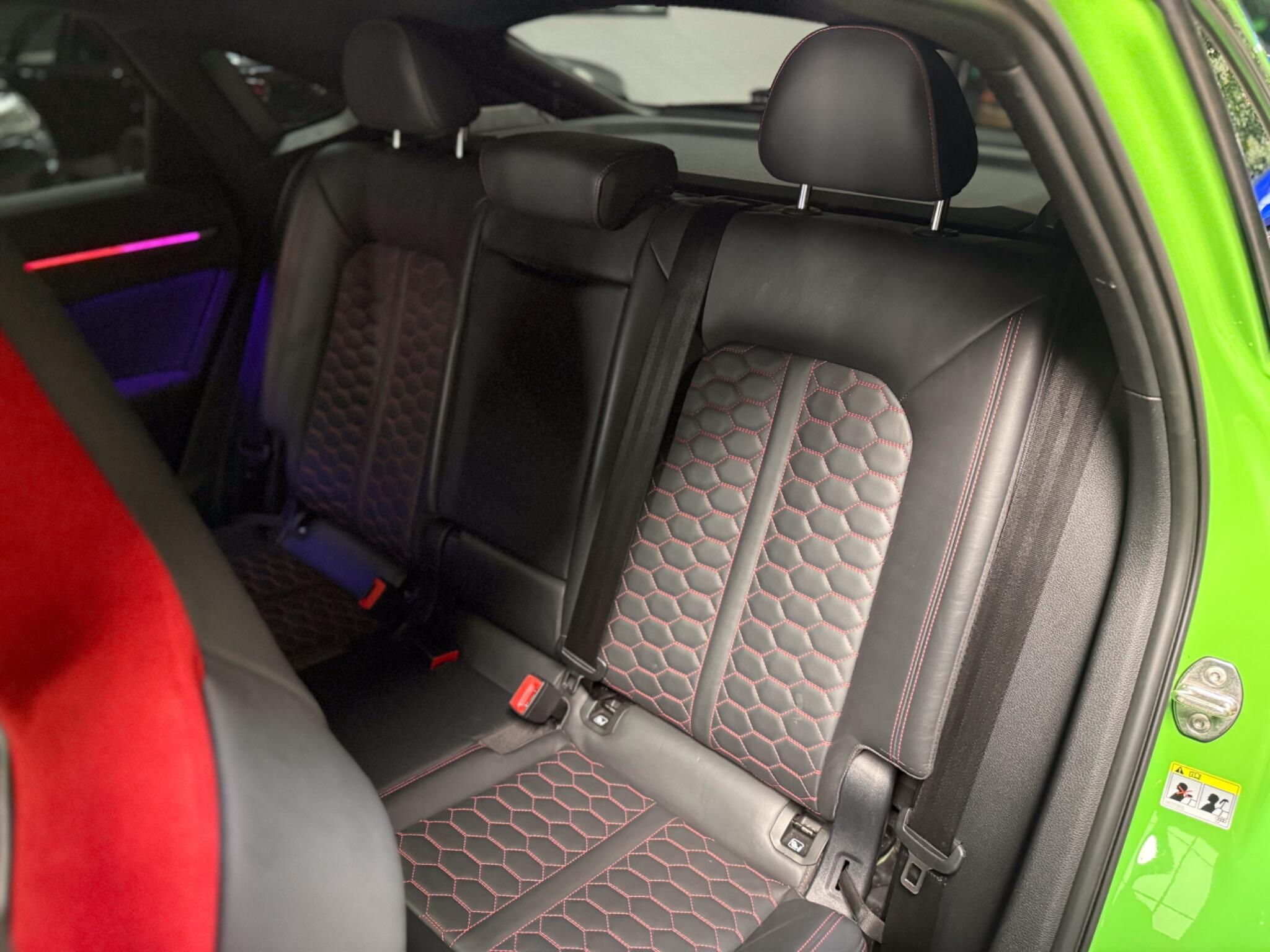 Audi RS Q3 view 33
