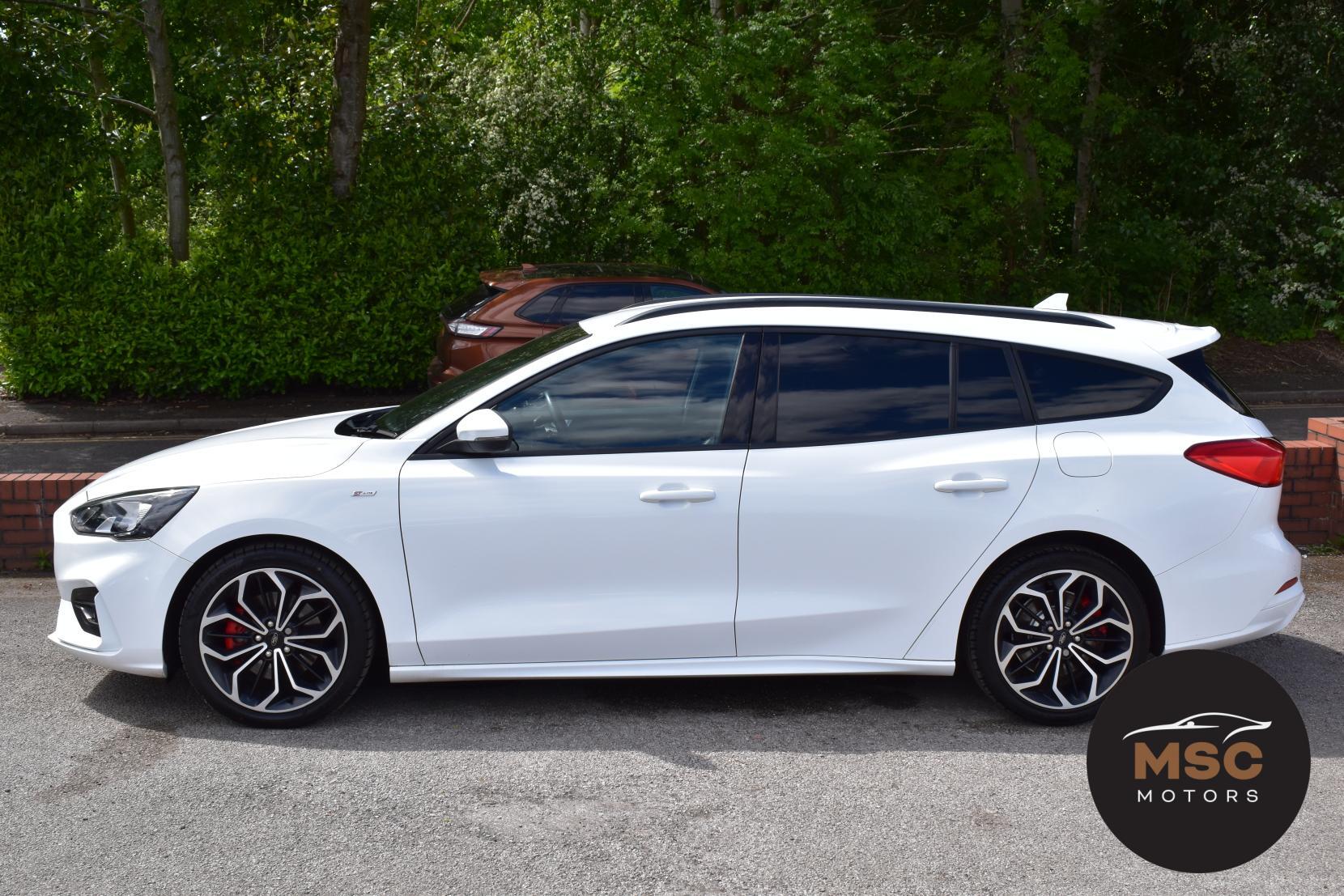 Ford Focus view 9