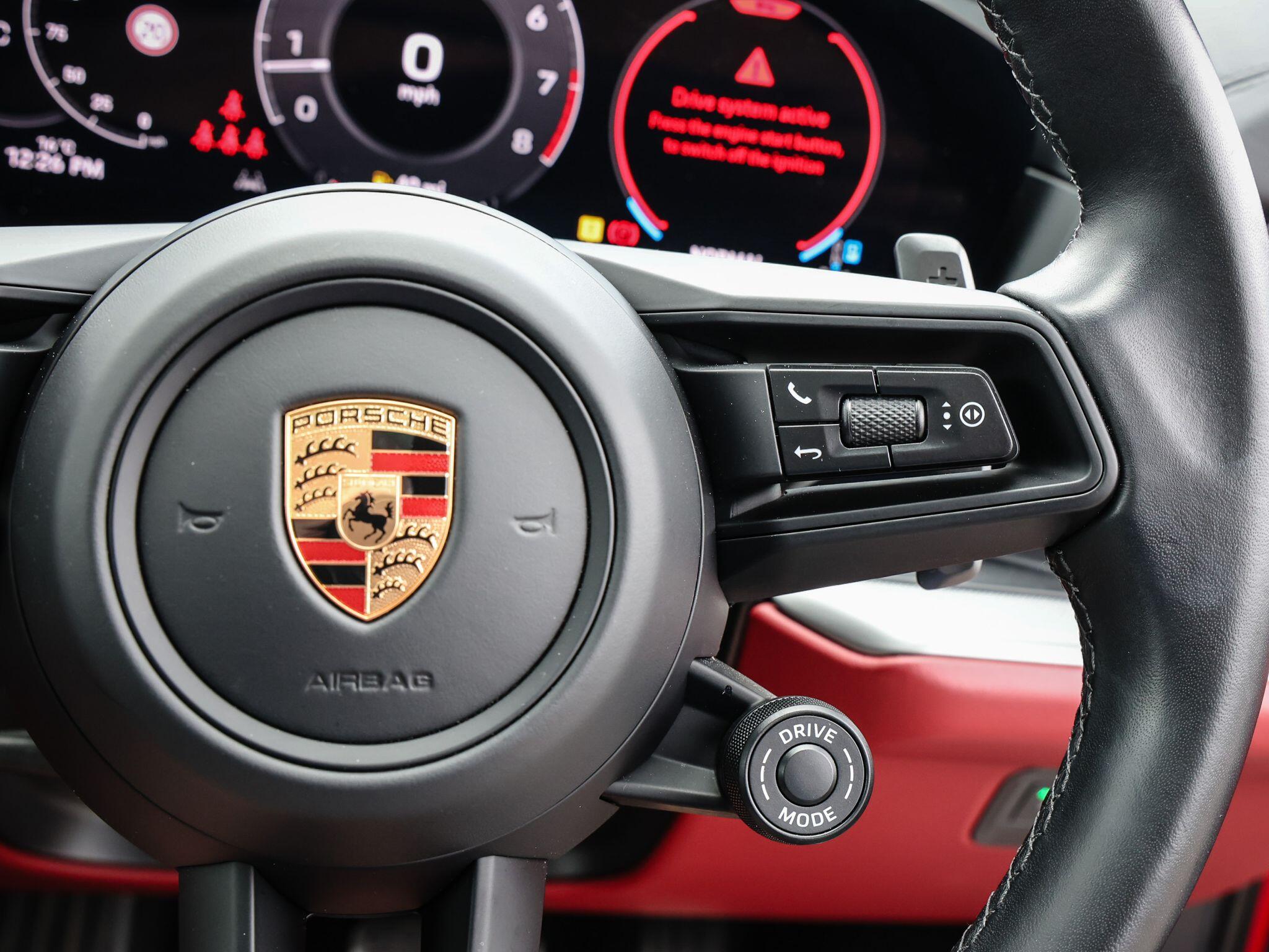 Porsche Cayenne view 50