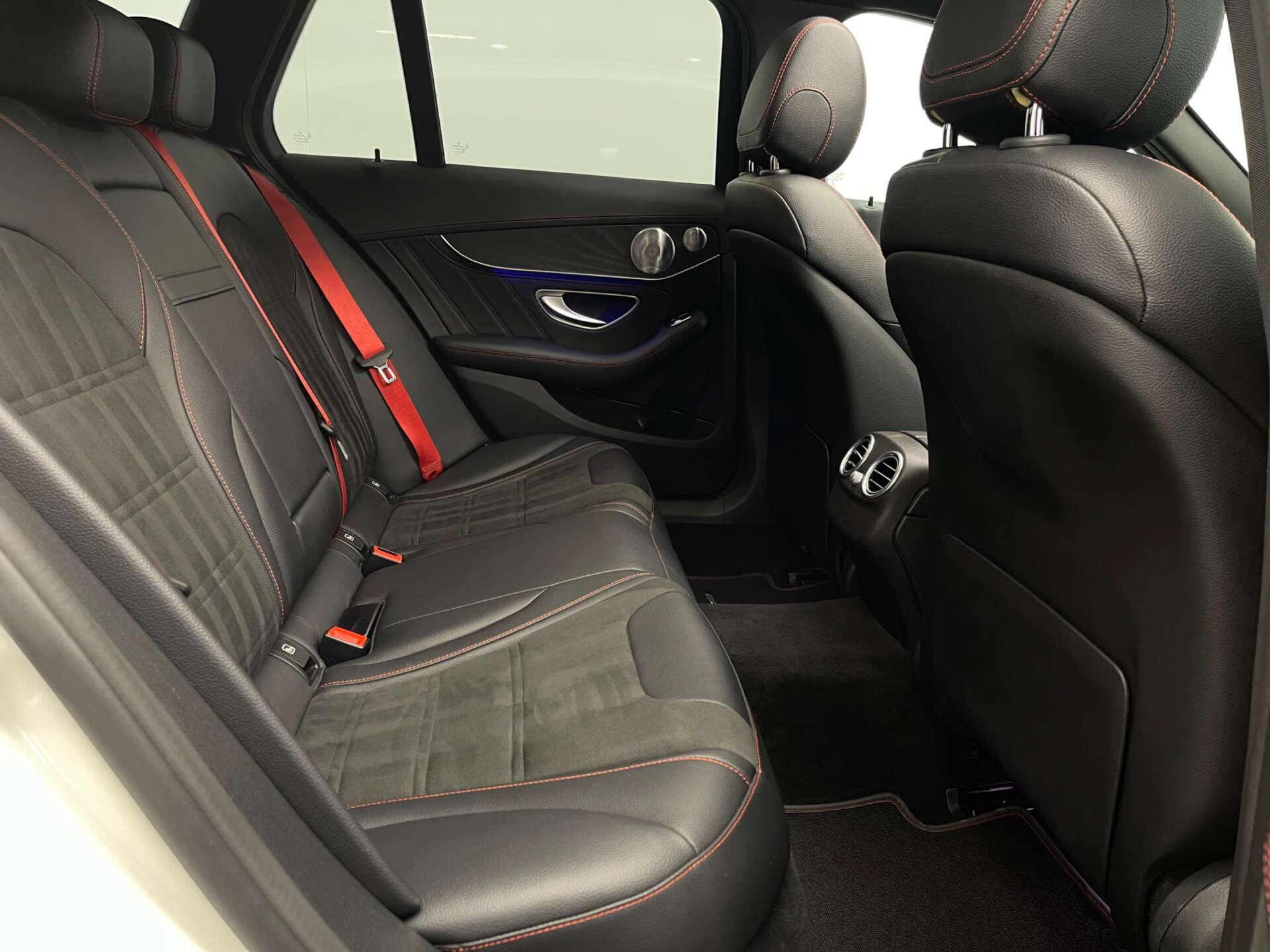 Mercedes-Benz C Class view 30
