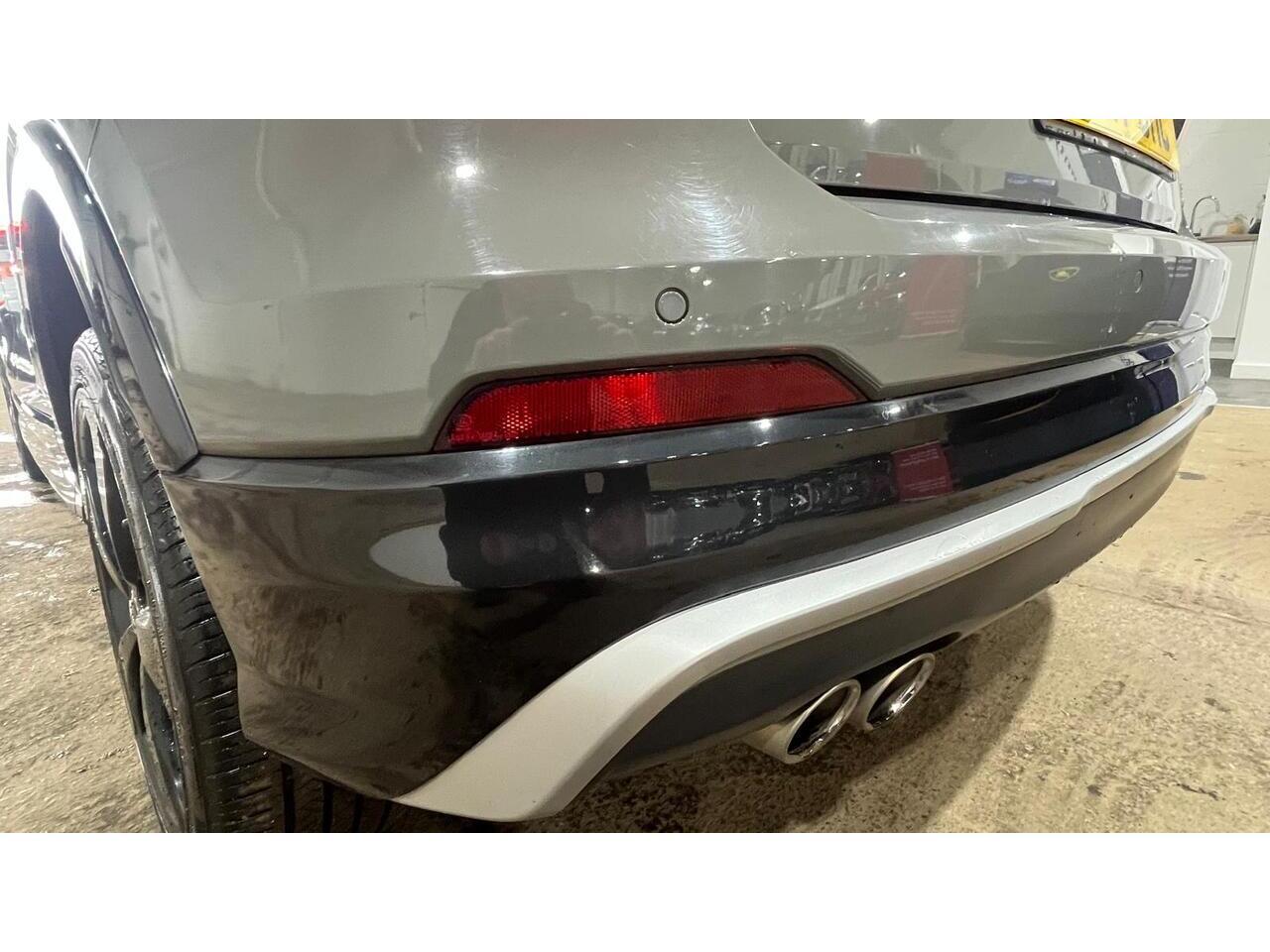 Audi Q2 view 17