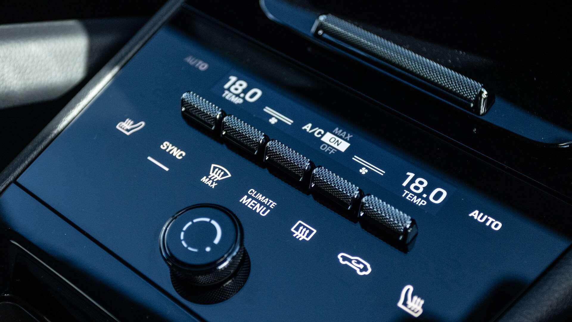 Porsche Cayenne view 26