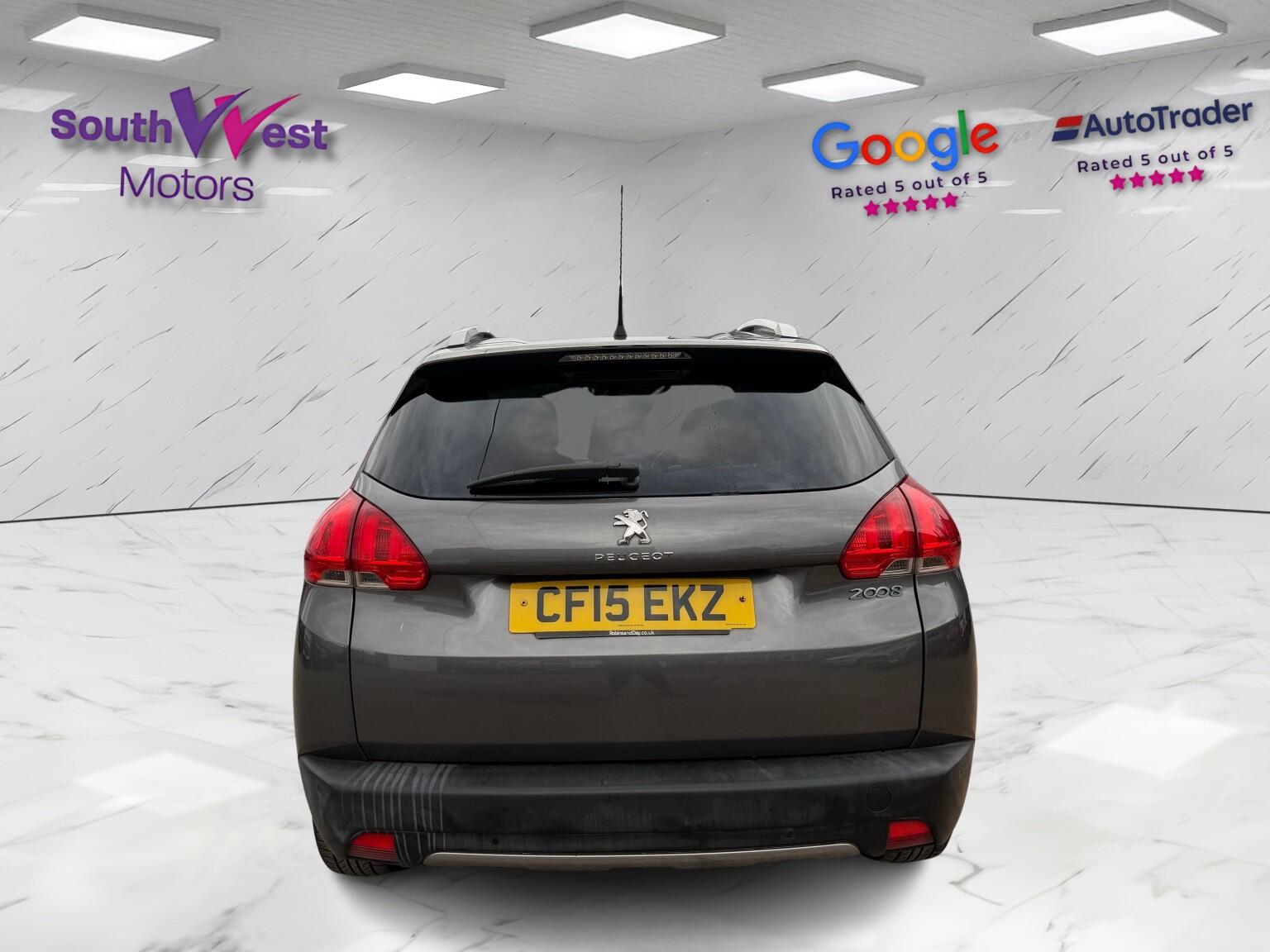 Peugeot 2008 view 8