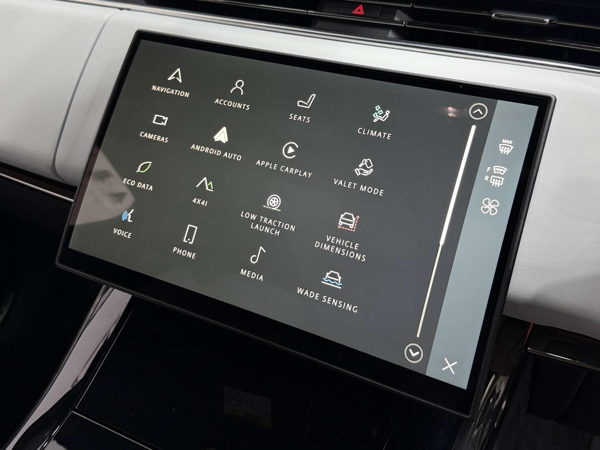 Land Rover Range Rover Sport view 43