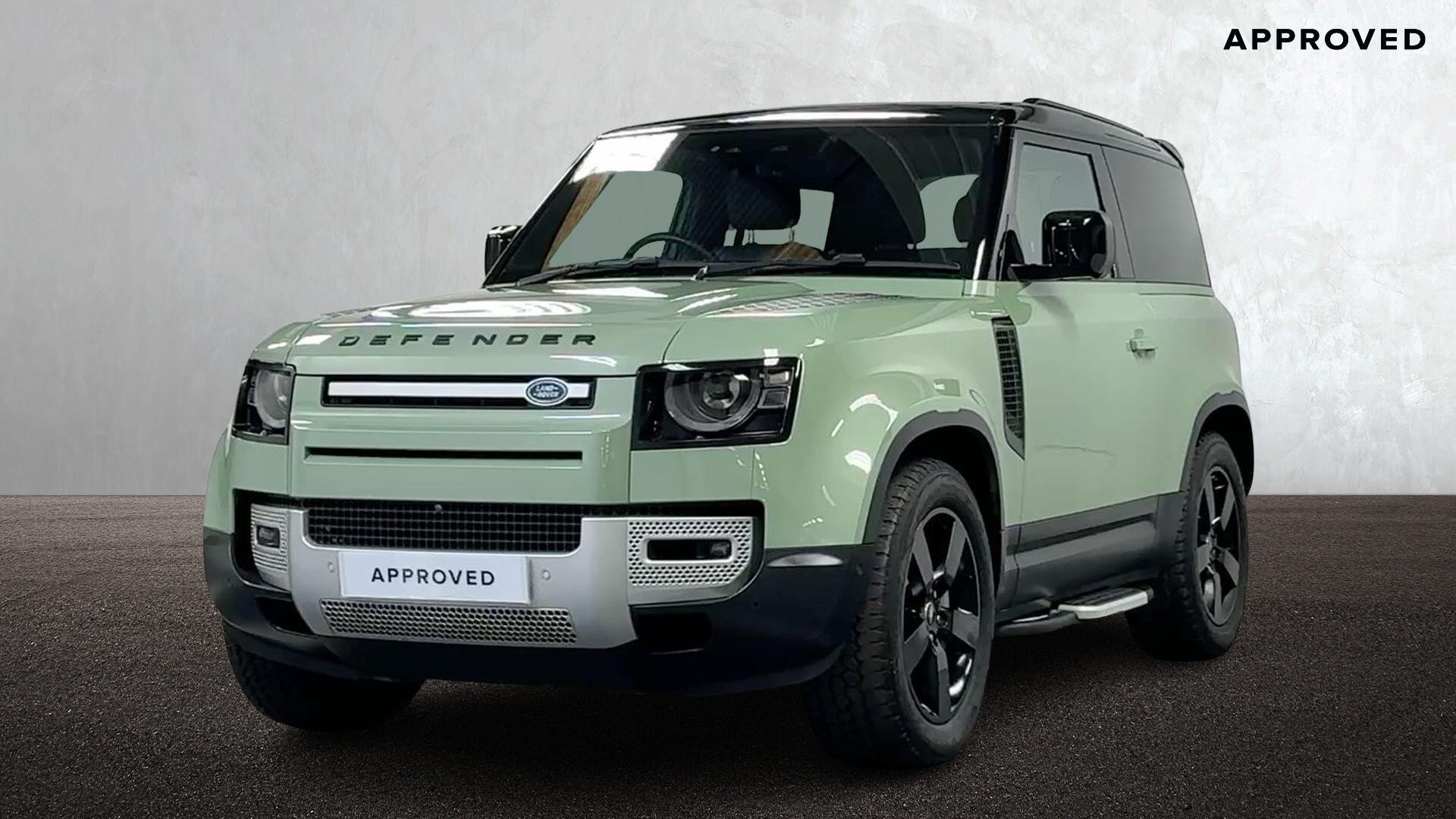 Land Rover Defender view 31