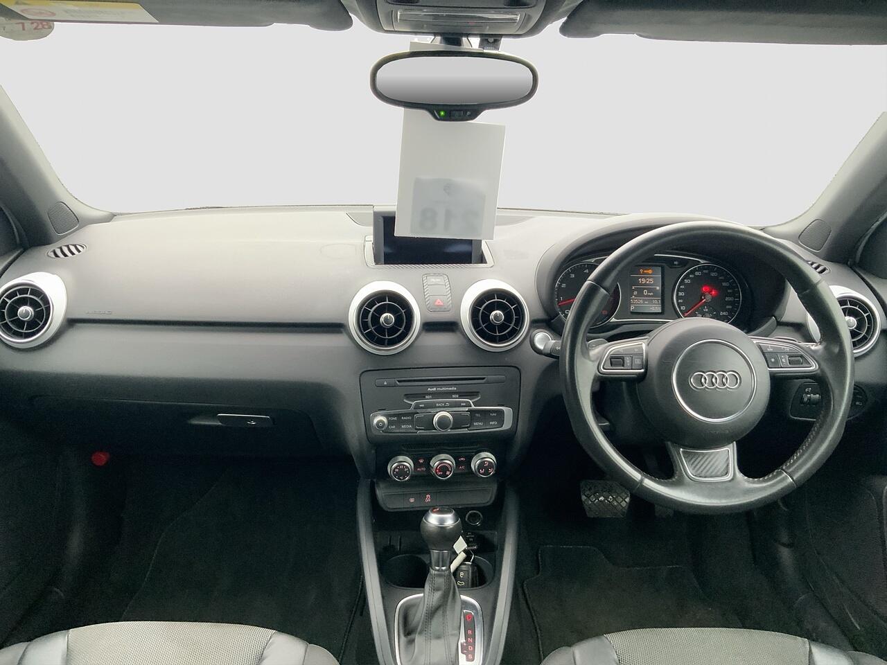 Audi A1 view 10