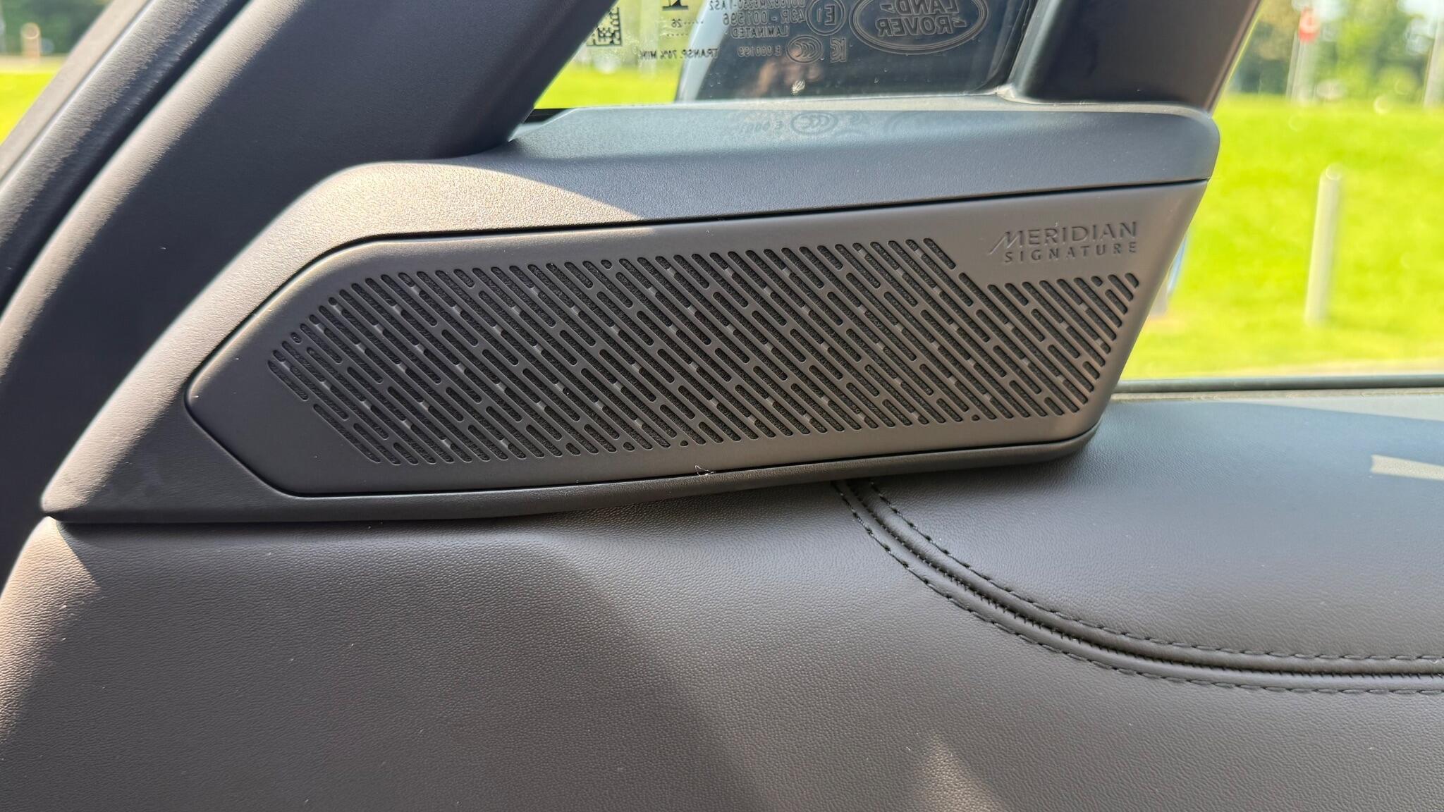 Land Rover Range Rover view 31