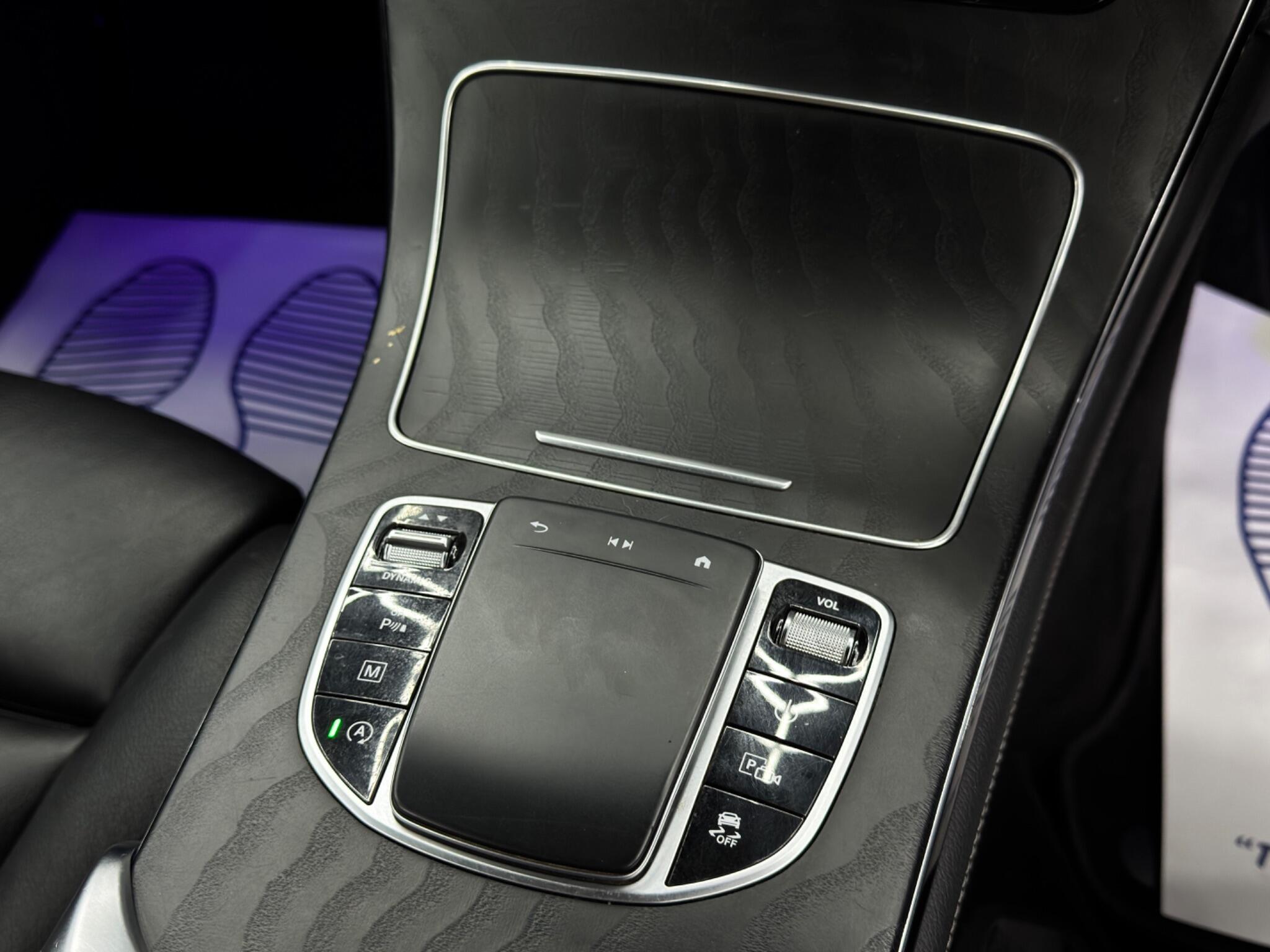 Mercedes-Benz GLC view 25
