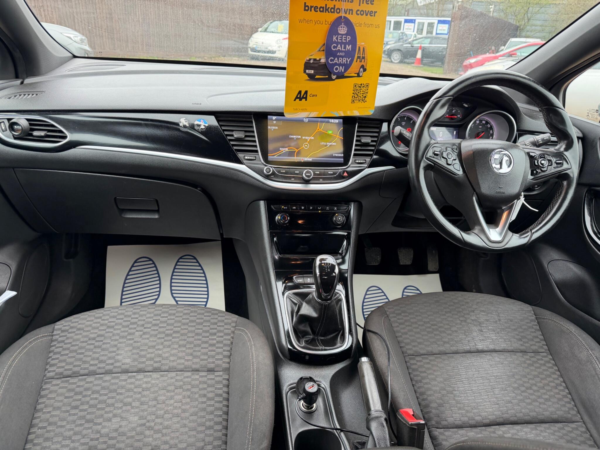 2016 Vauxhall Astra 1.0i Turbo ecoFLEX SRi Nav Euro 6 (s/s) 5dr image 18