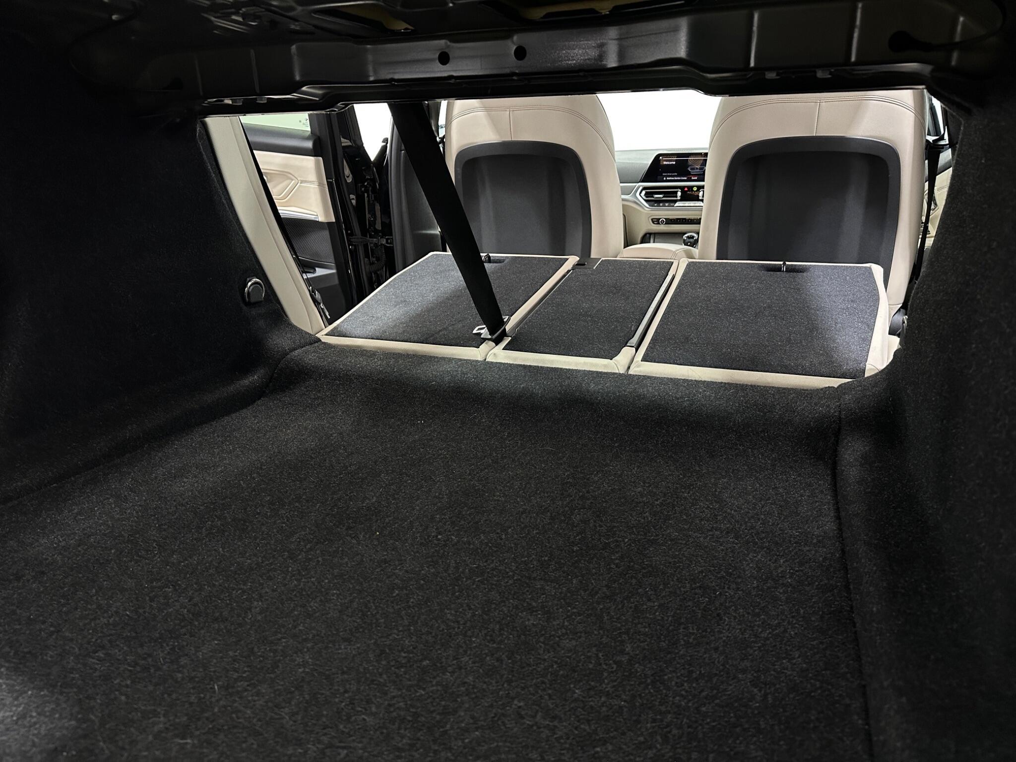 BMW 3 Series view 46