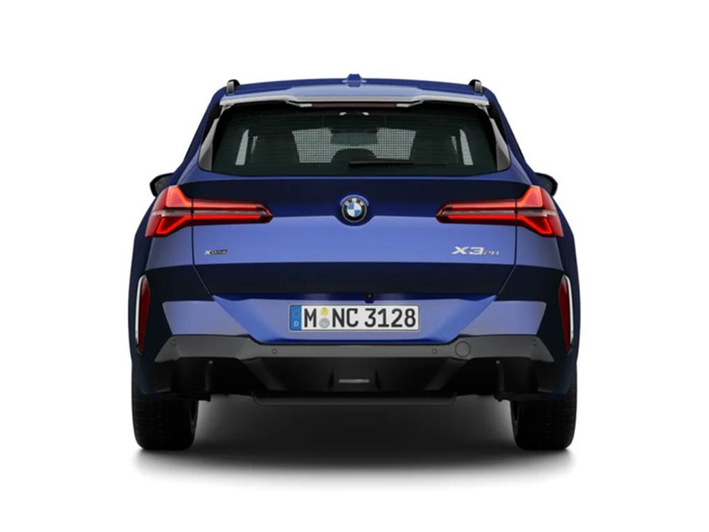 BMW X3 view 4