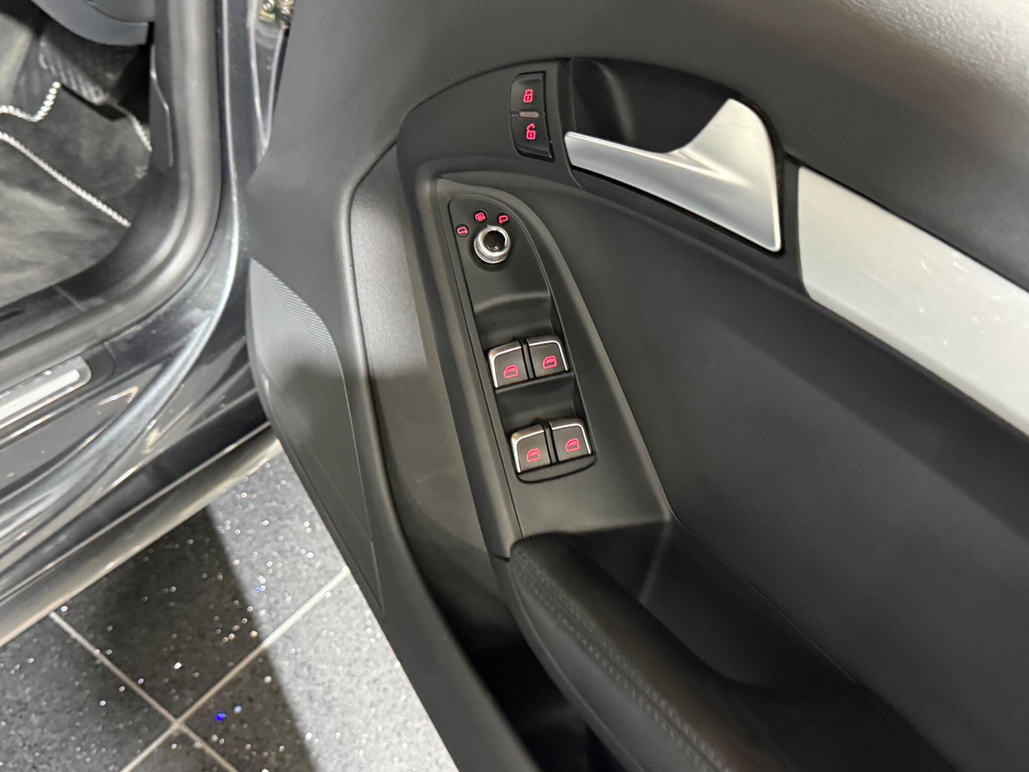 Audi A5 Cabriolet view 40