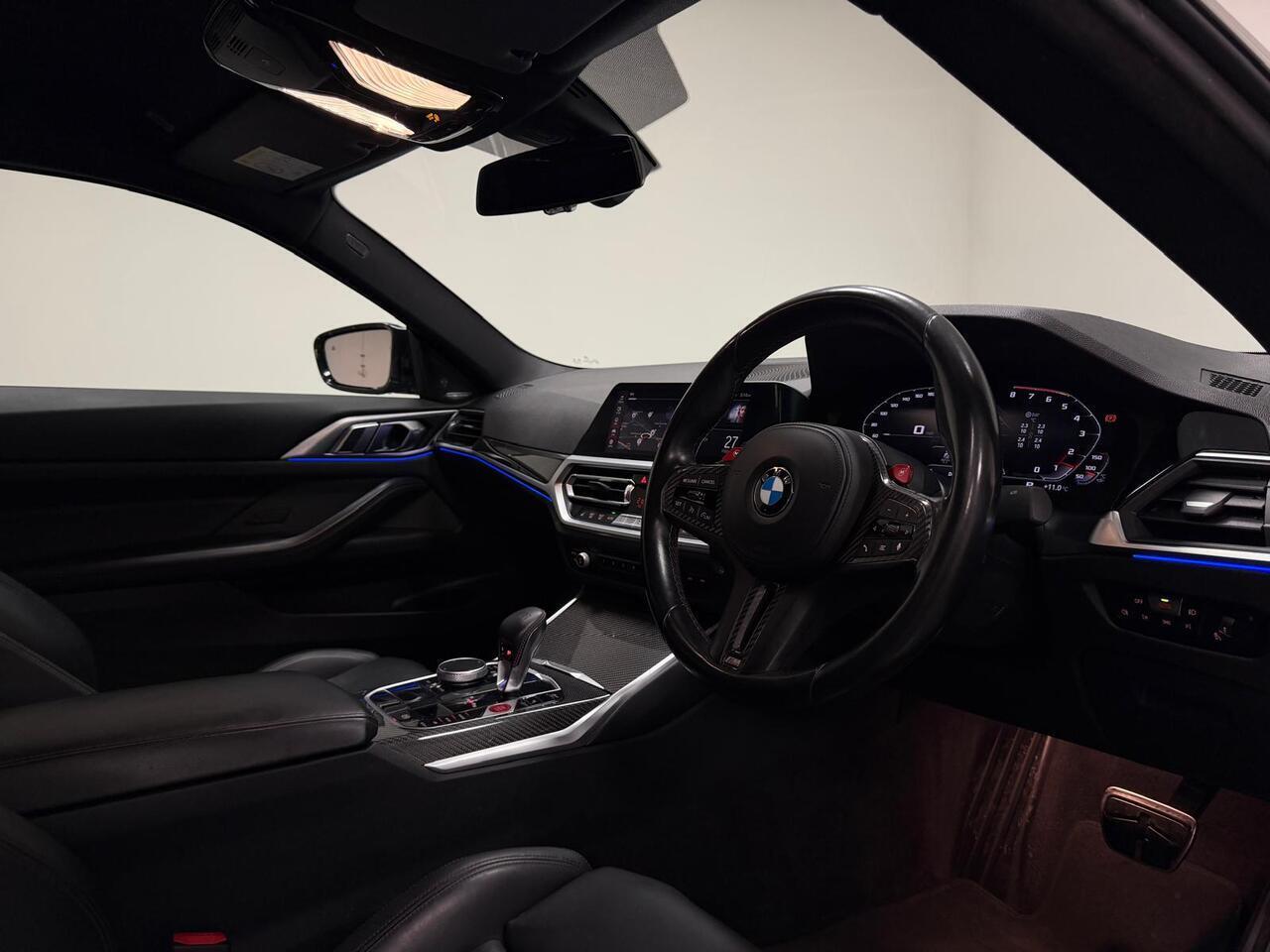 BMW M4 view 22