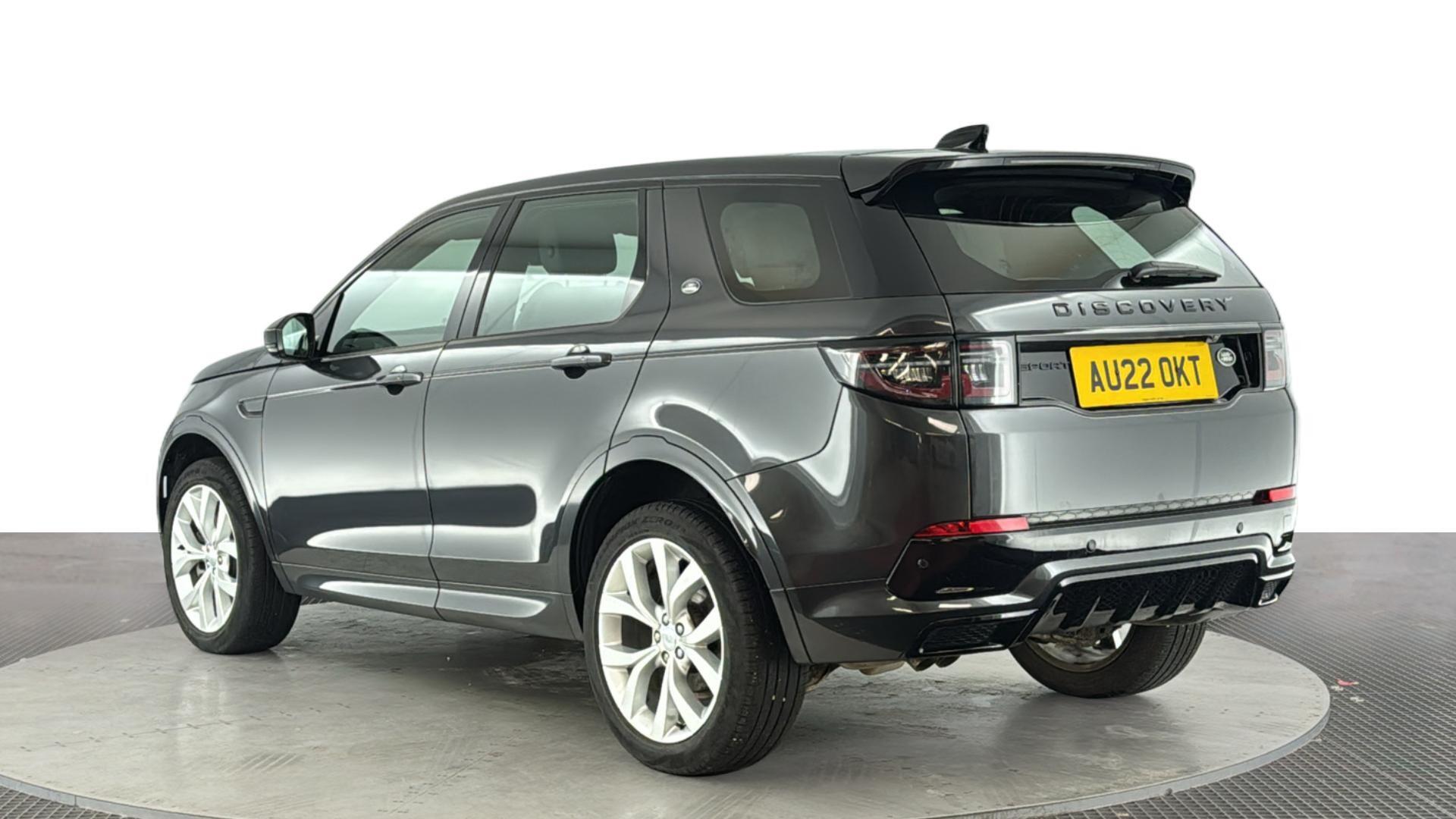 Land Rover Discovery Sport view 6