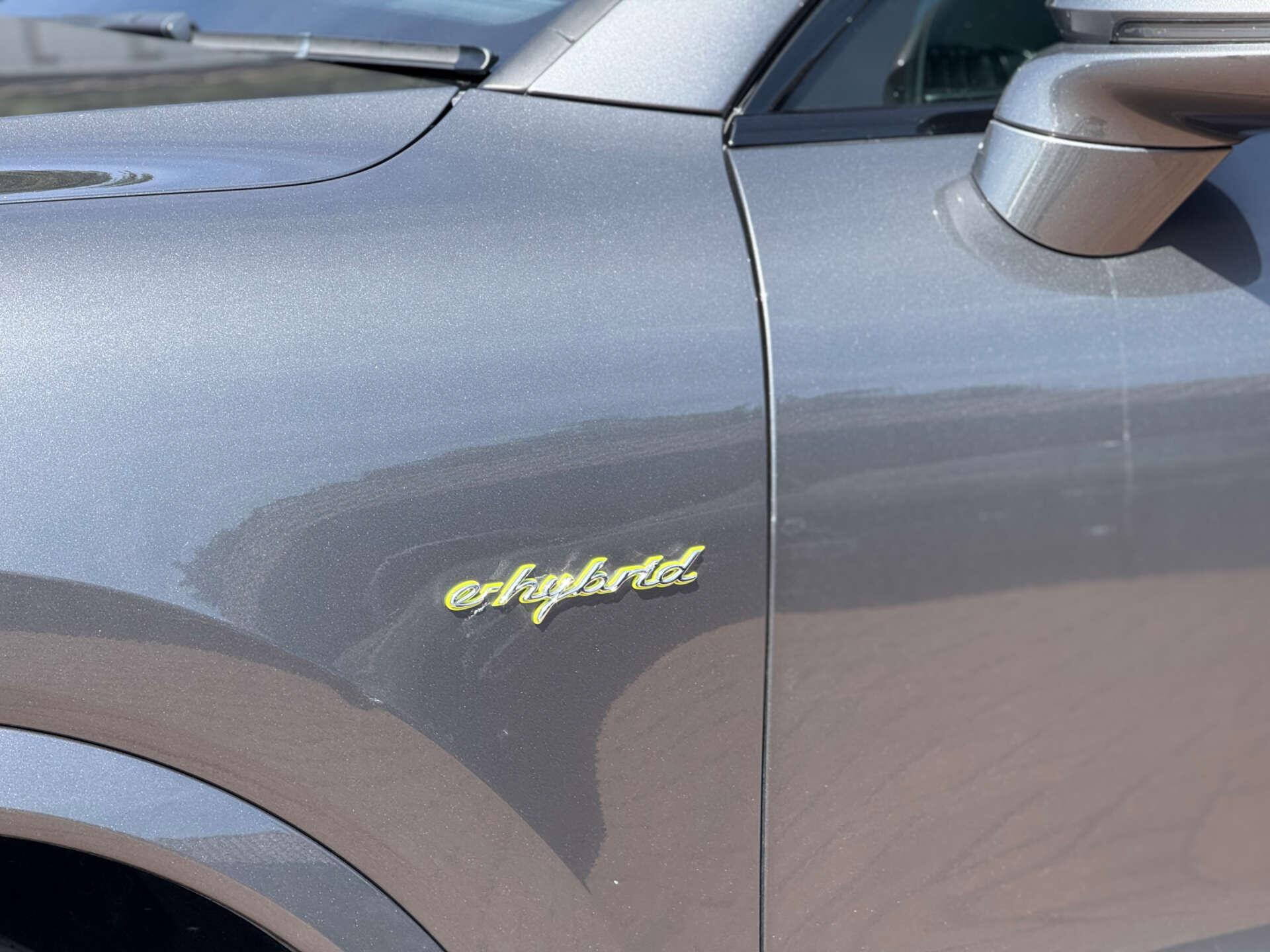 Porsche Cayenne view 6