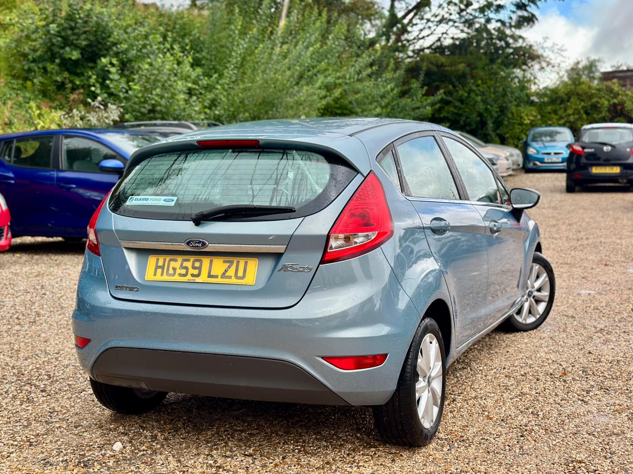 Ford Fiesta view 13