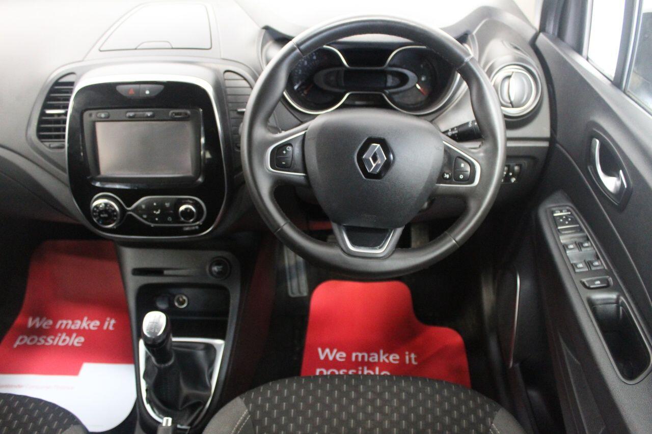 Renault Captur view 45