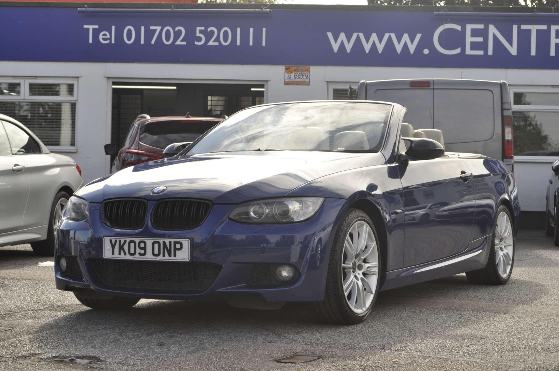 BMW 3 Series view 4