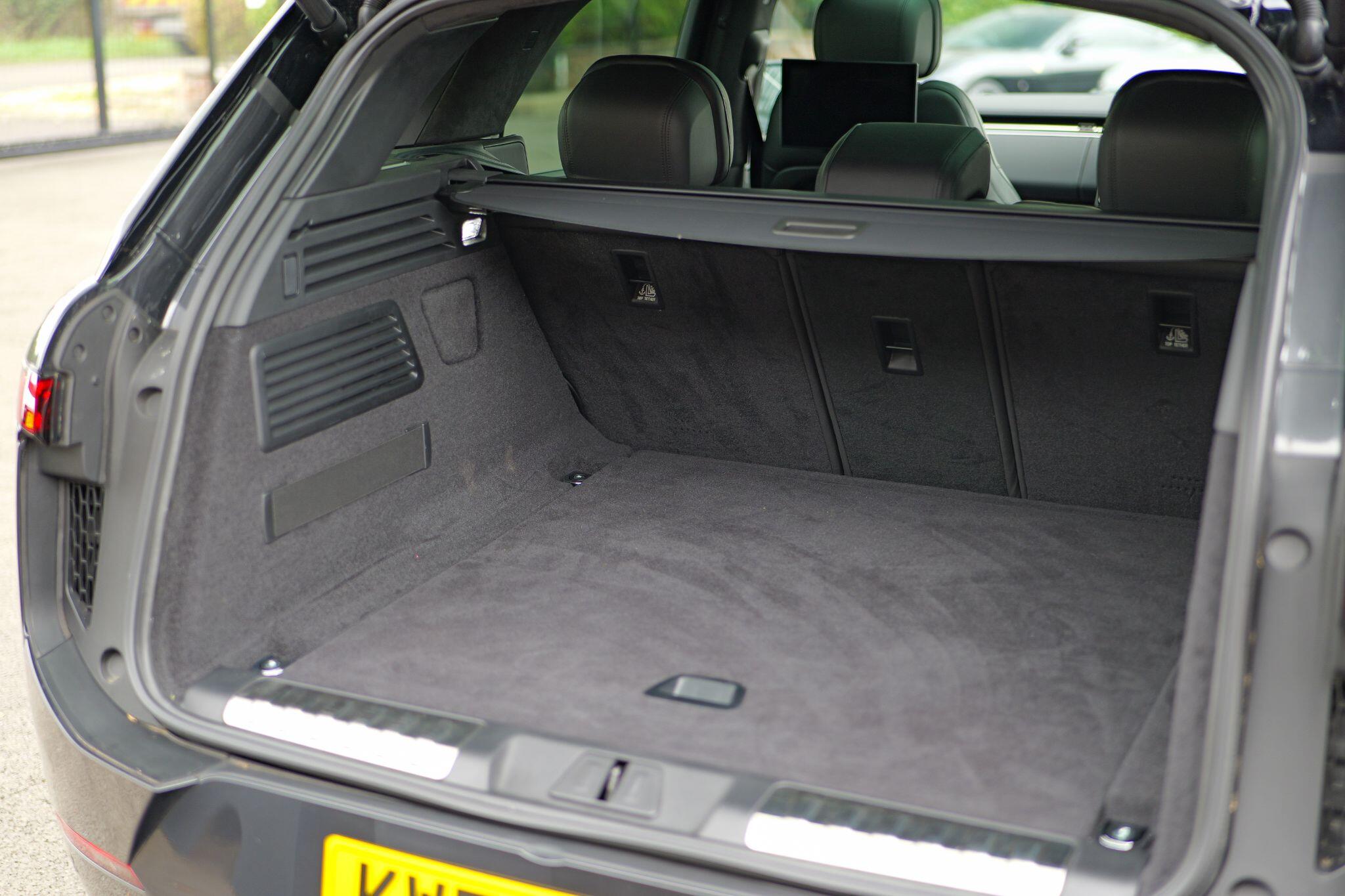 Land Rover Range Rover Sport view 35