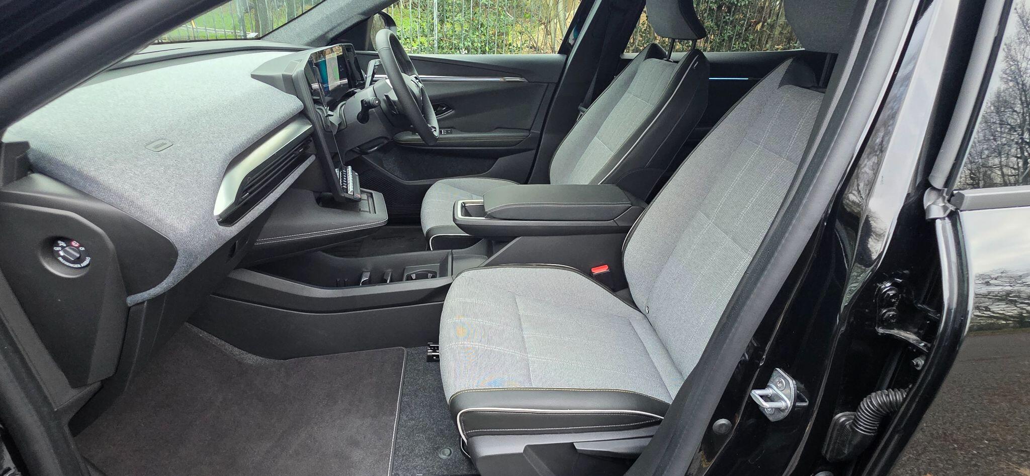 2025 Renault Scenic E-Tech long range 87kWh techno Auto 5dr (22kW Charger) • 186 miles image 20