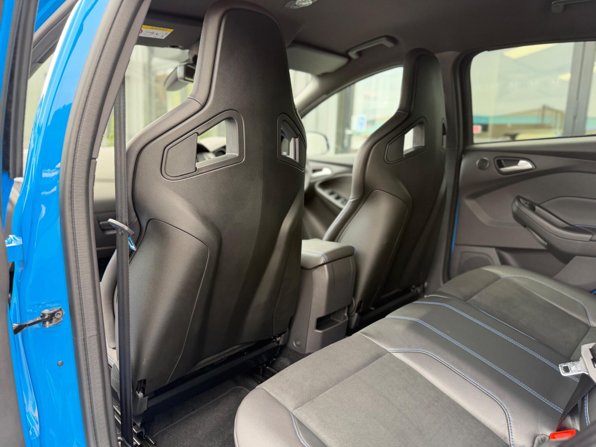 Ford Focus view 54
