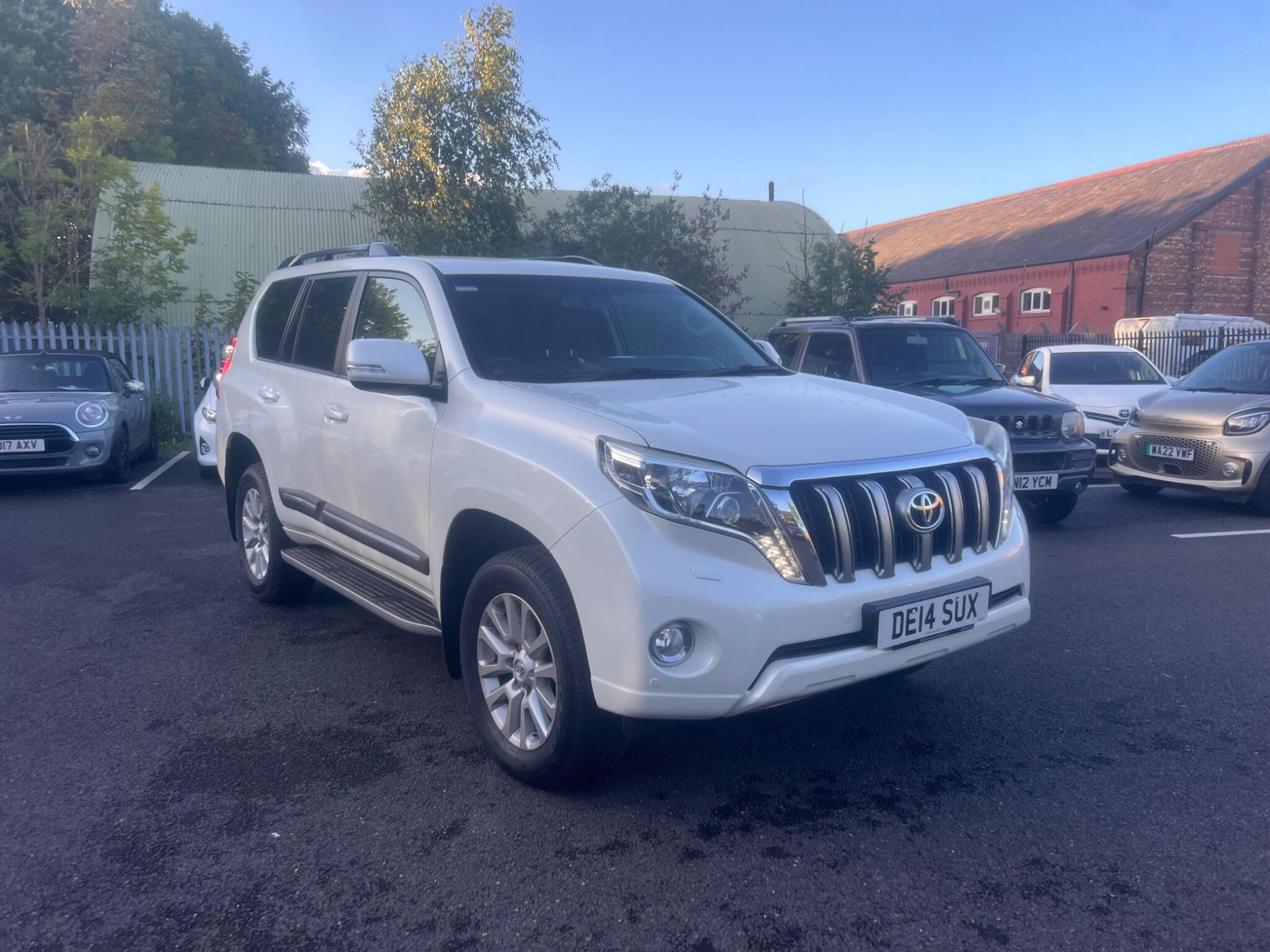 2014 Toyota Land Cruiser 3.0 D-4D Icon Auto 4WD Euro 5 5dr (7 Seats) • 43,921 miles image 1