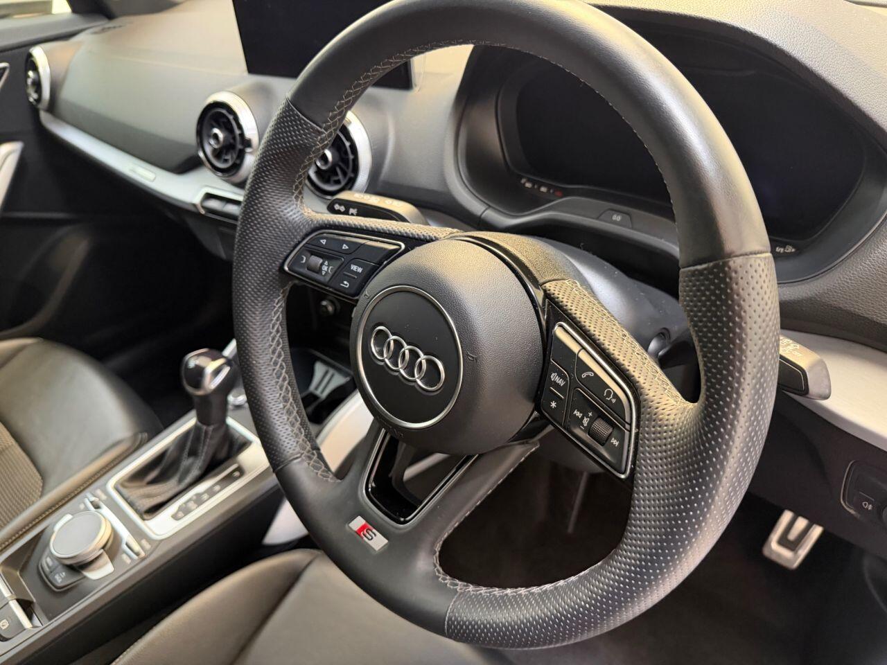 Audi Q2 view 37