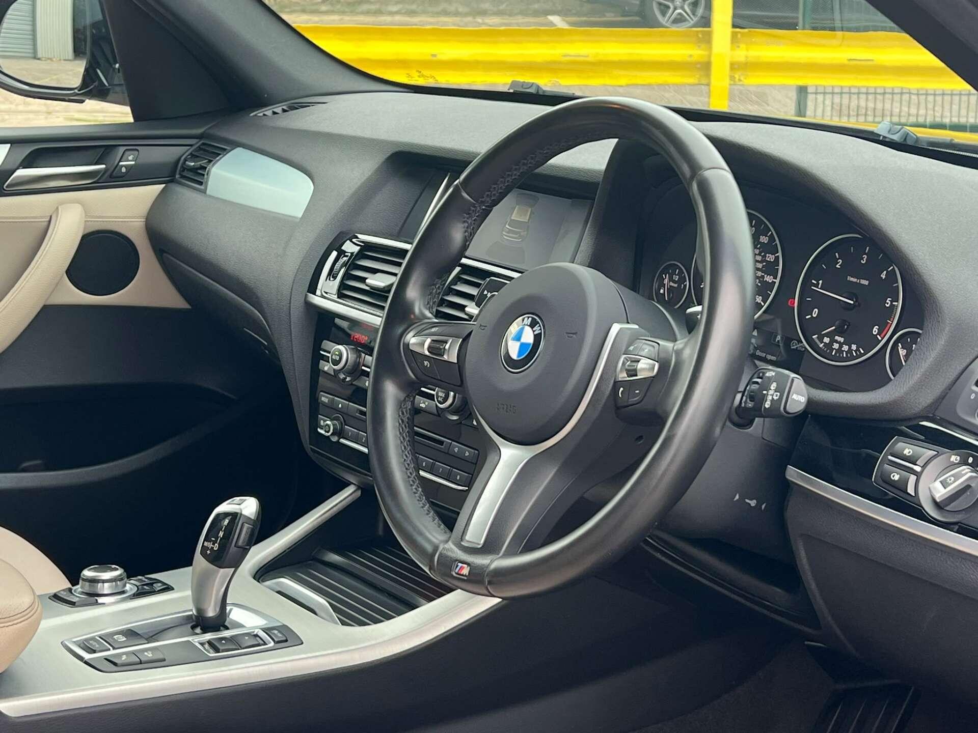 BMW X3 view 9