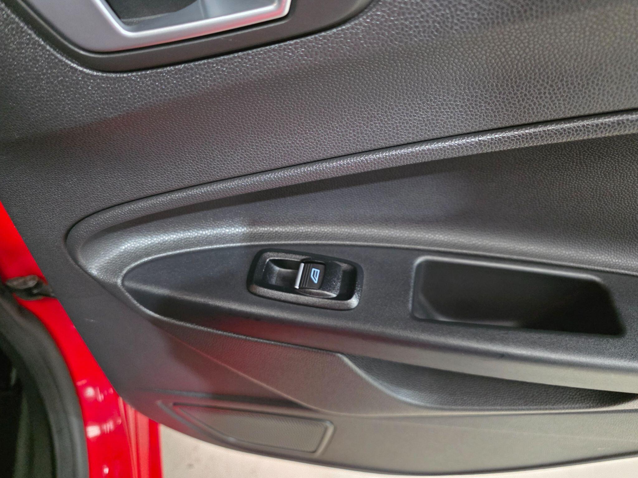 Ford Fiesta view 21