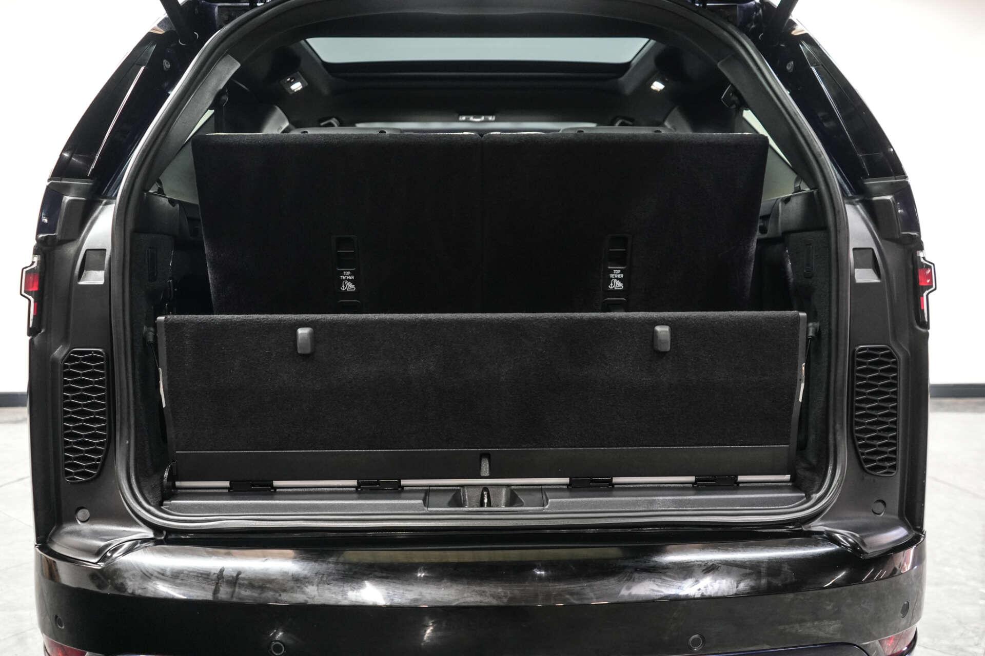Land Rover Discovery 3 view 11