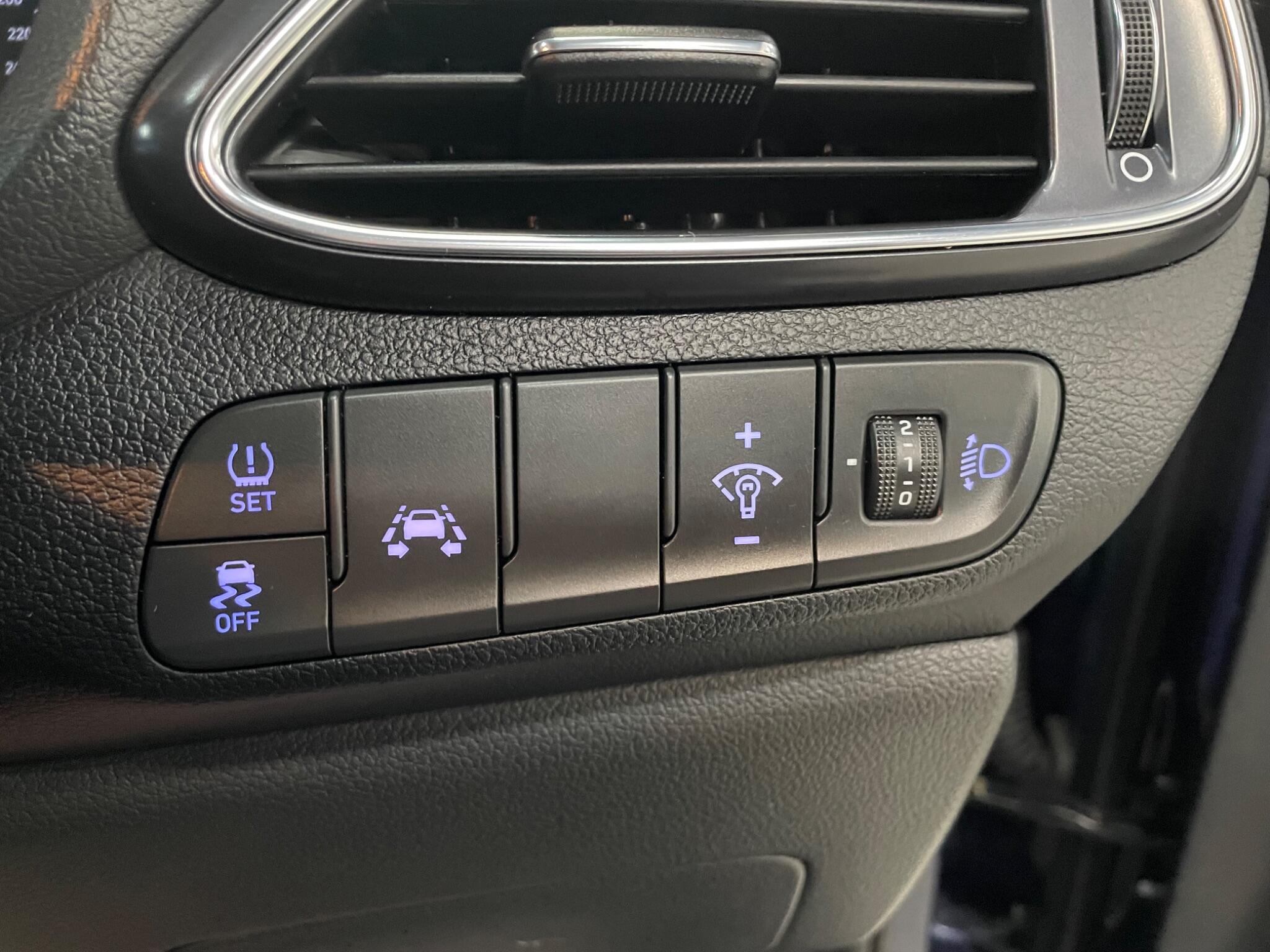 Hyundai I30 view 26