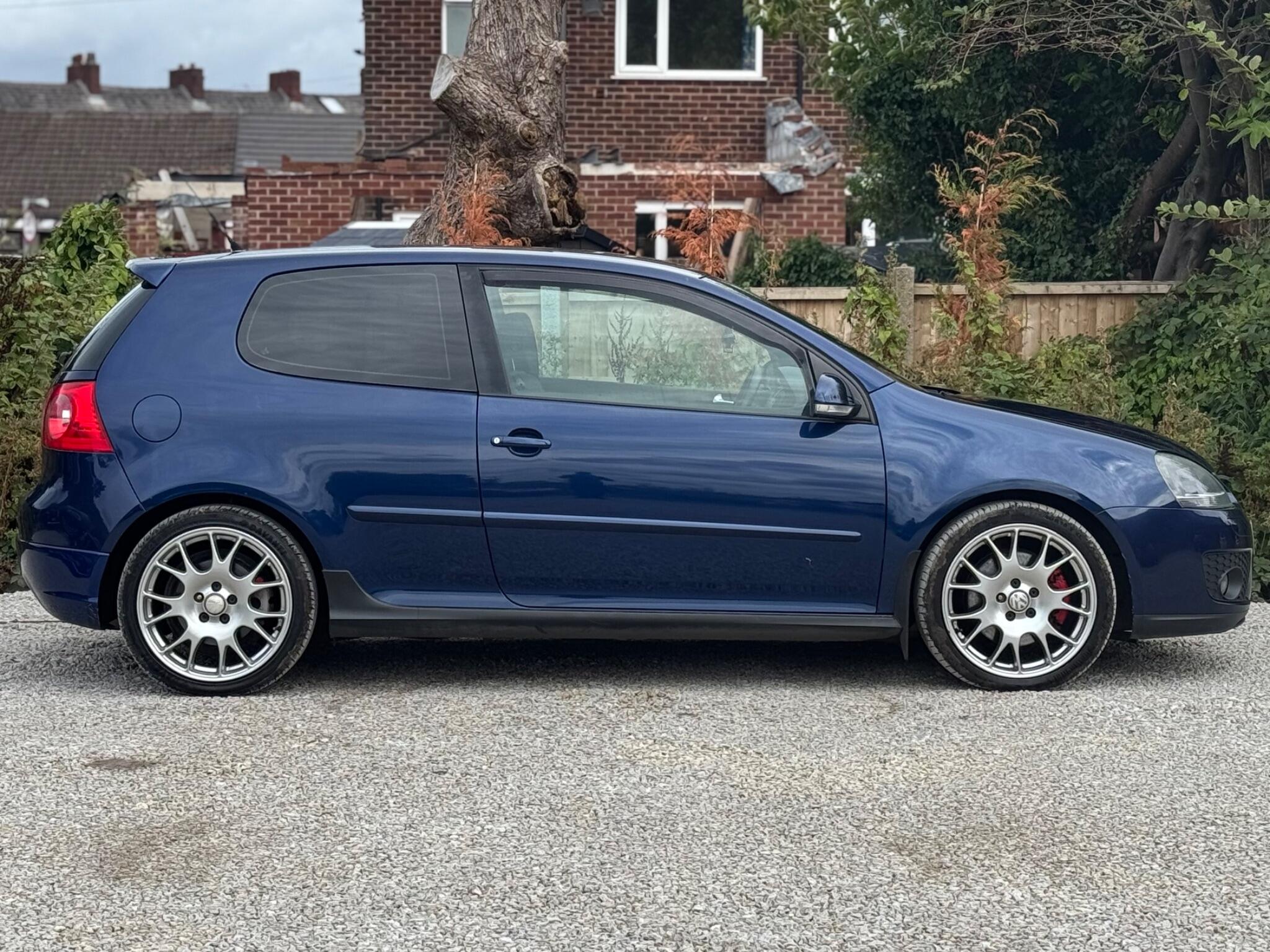Volkswagen Golf view 11