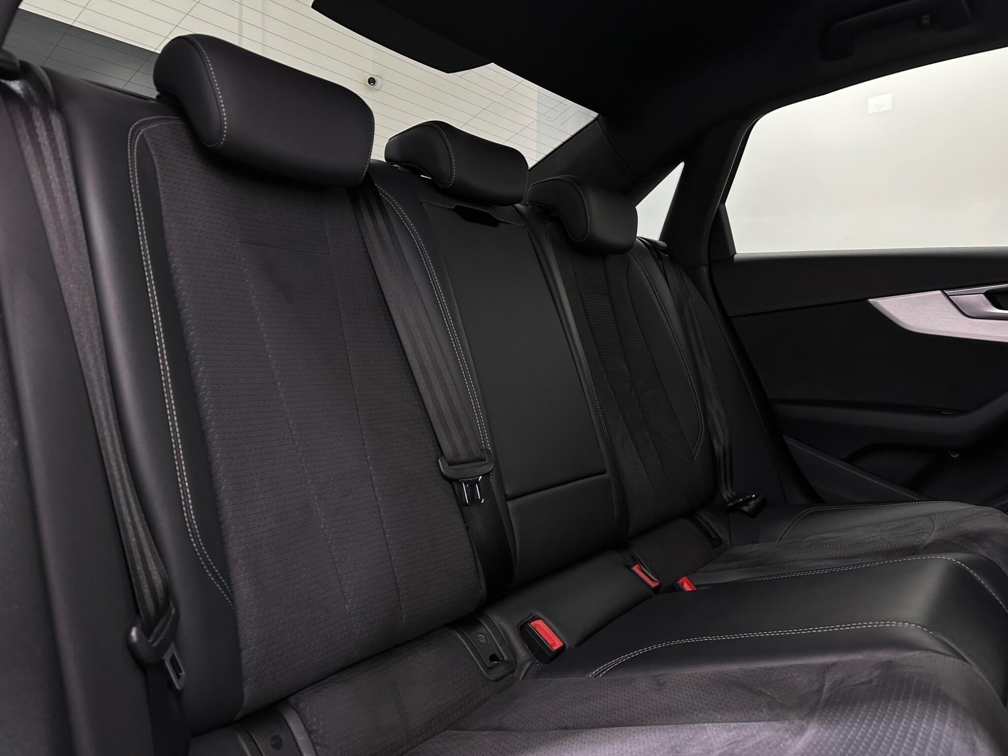 Audi A4 view 43