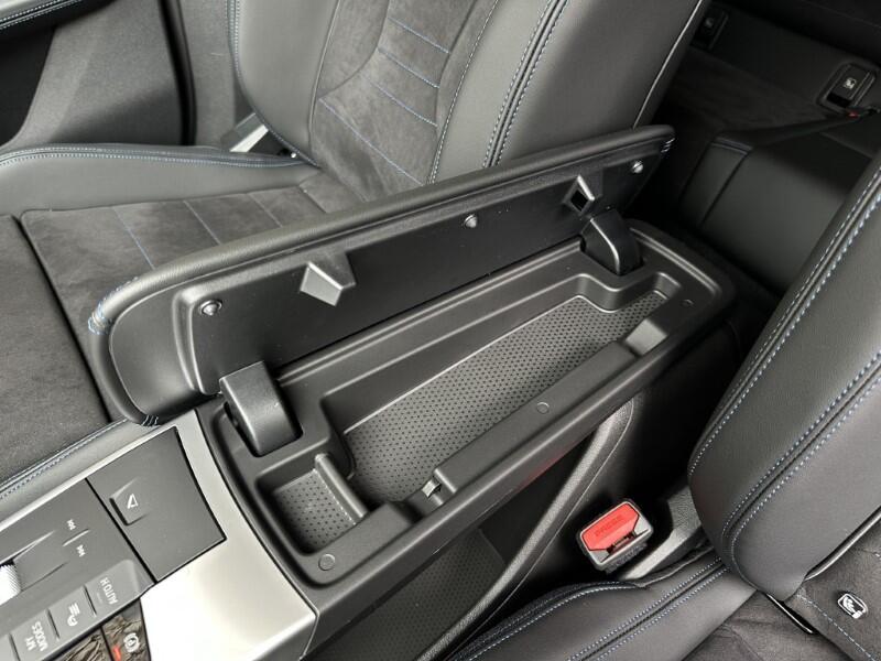 BMW X1 view 34