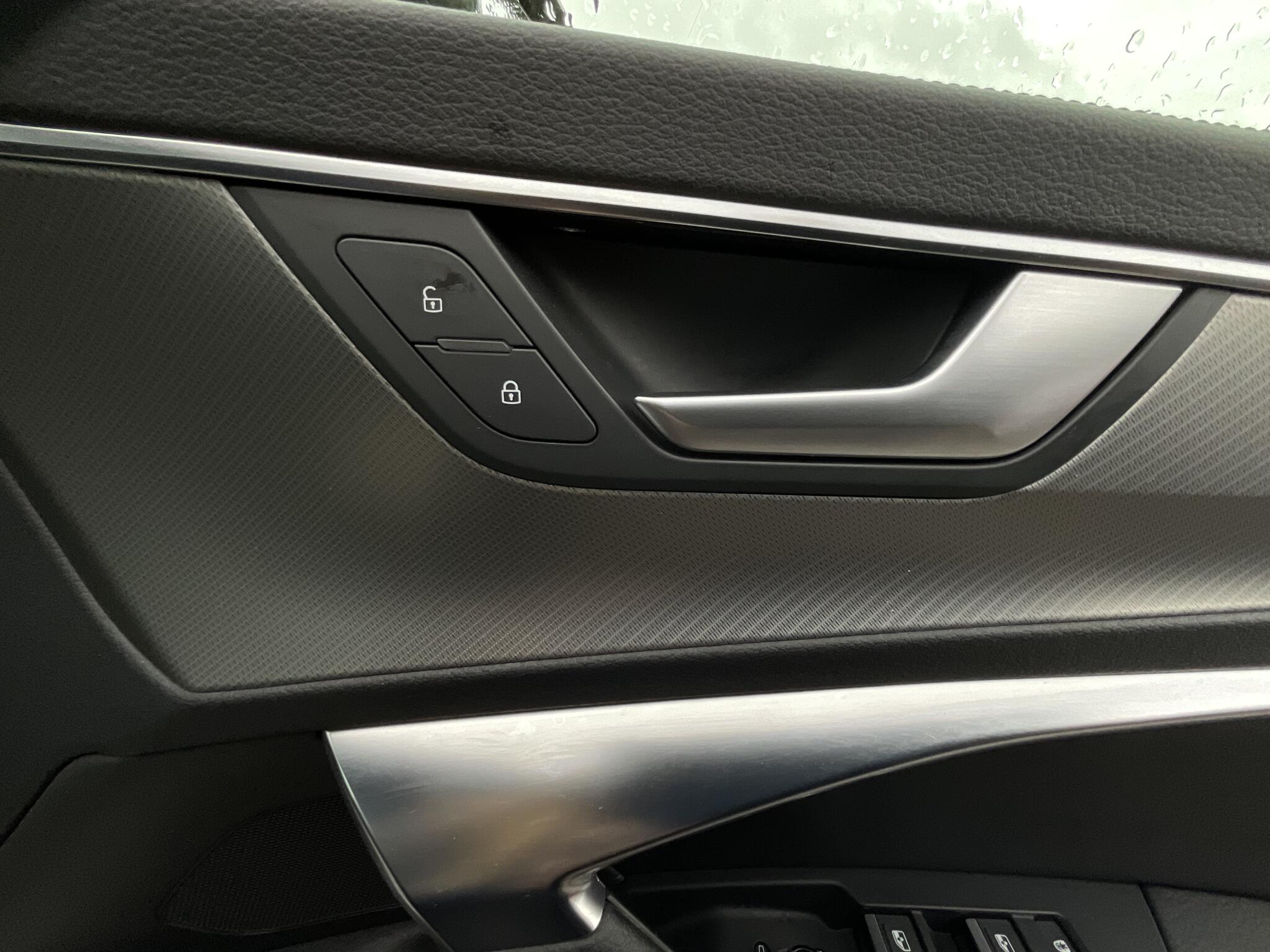 Audi A6 view 51