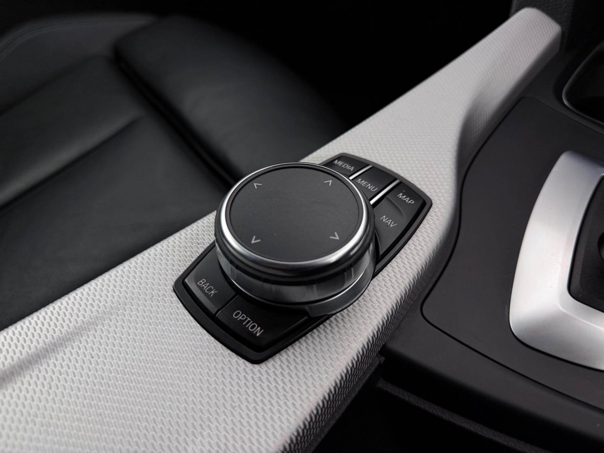 BMW 4 Series view 24