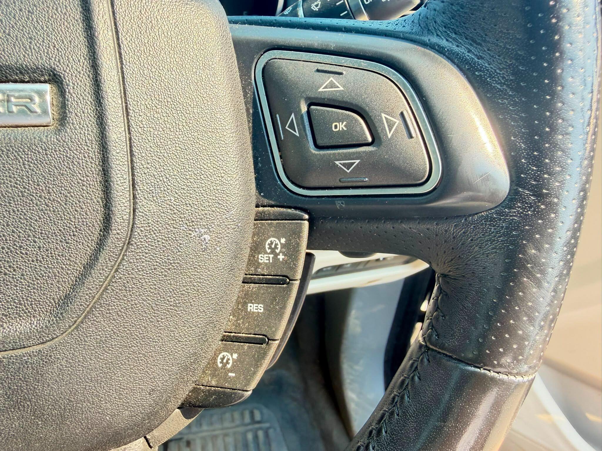 Land Rover Range Rover Evoque view 22