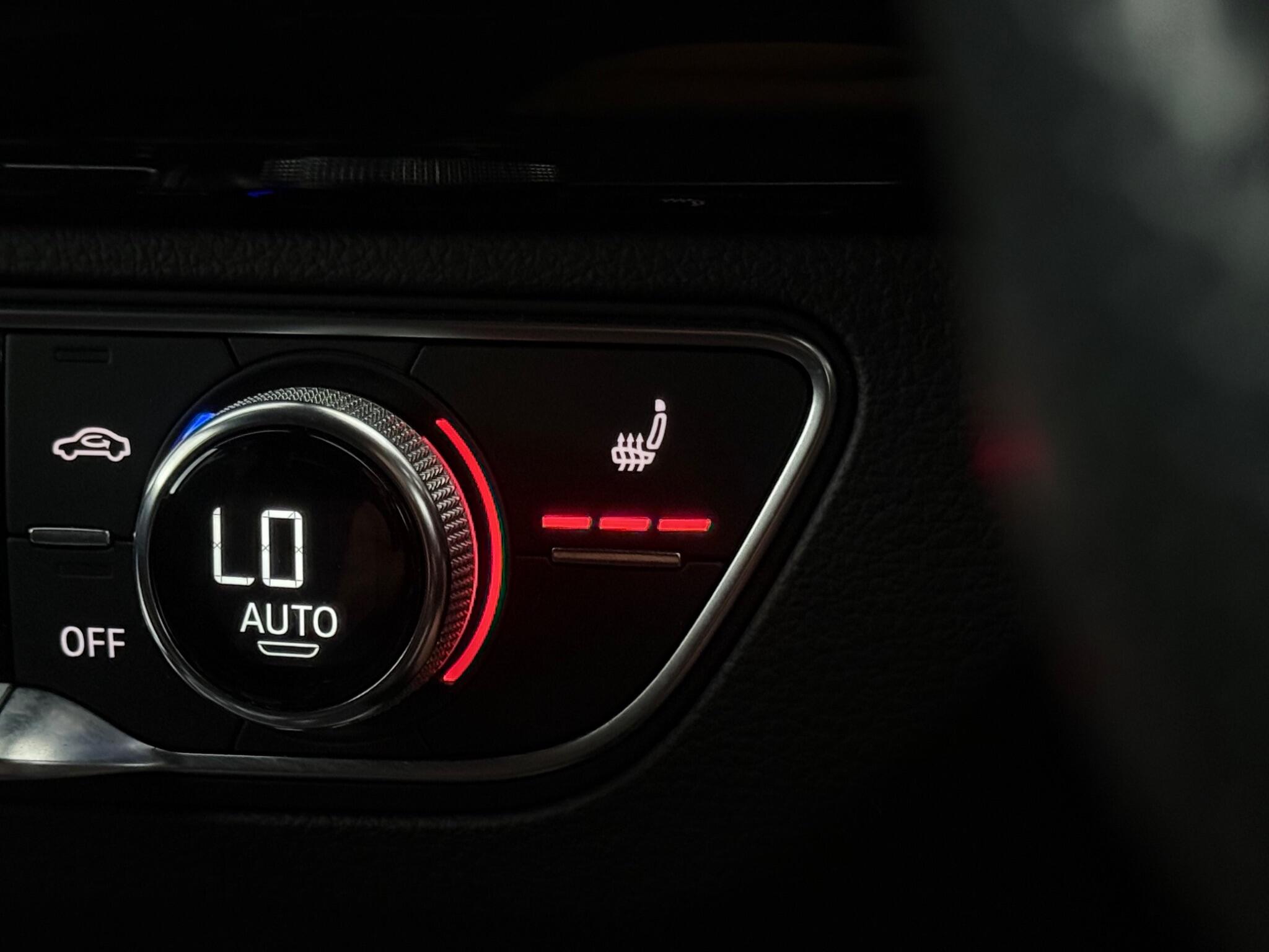 Audi Q5 view 21