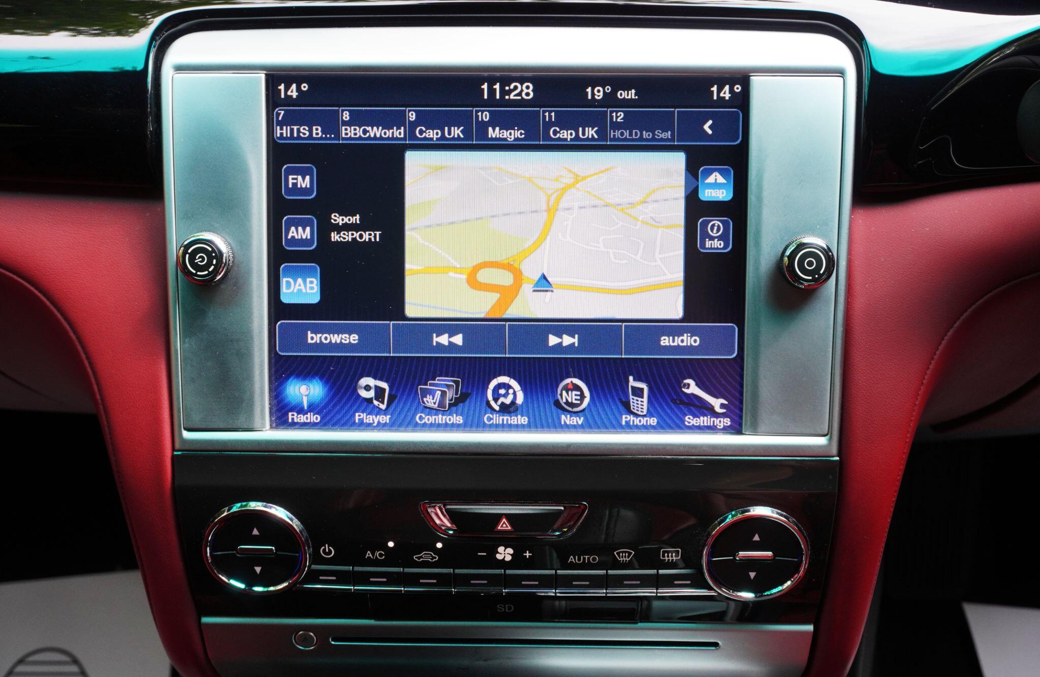 Maserati Quattroporte view 30