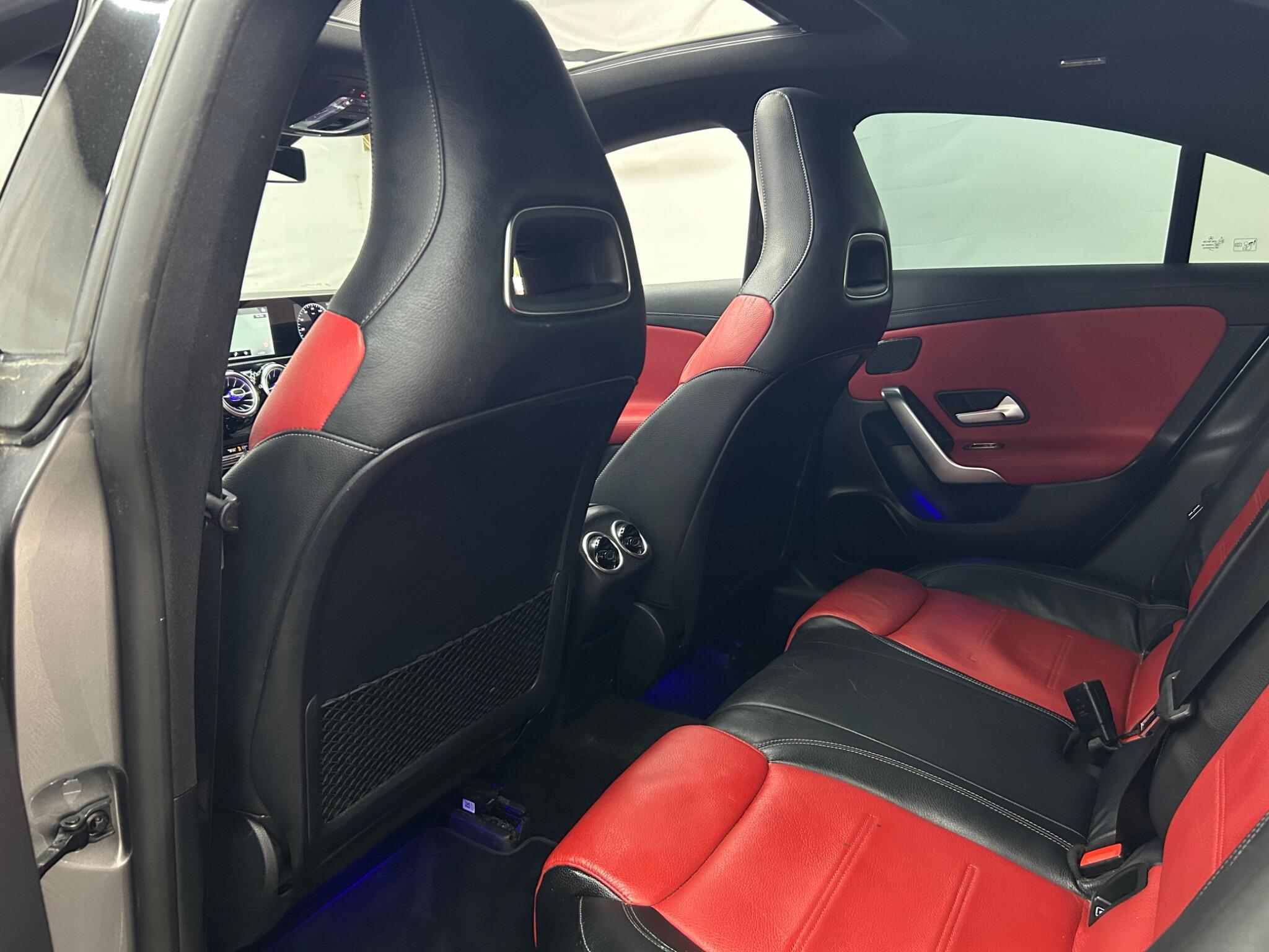 Mercedes-Benz Cla view 22