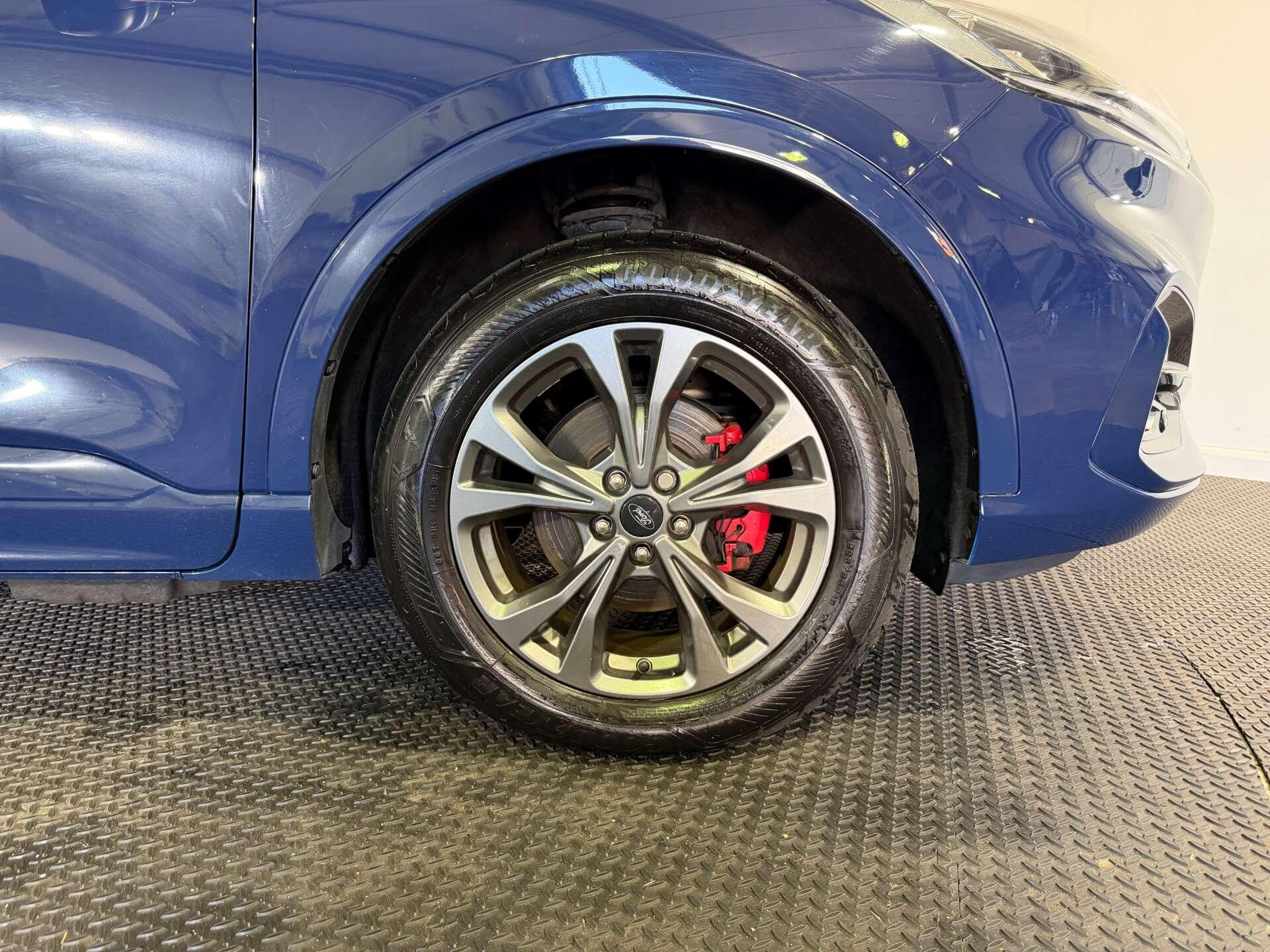 Ford Kuga view 64