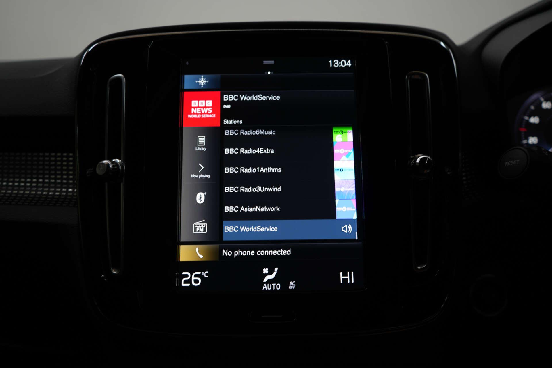 Volvo XC40 view 30