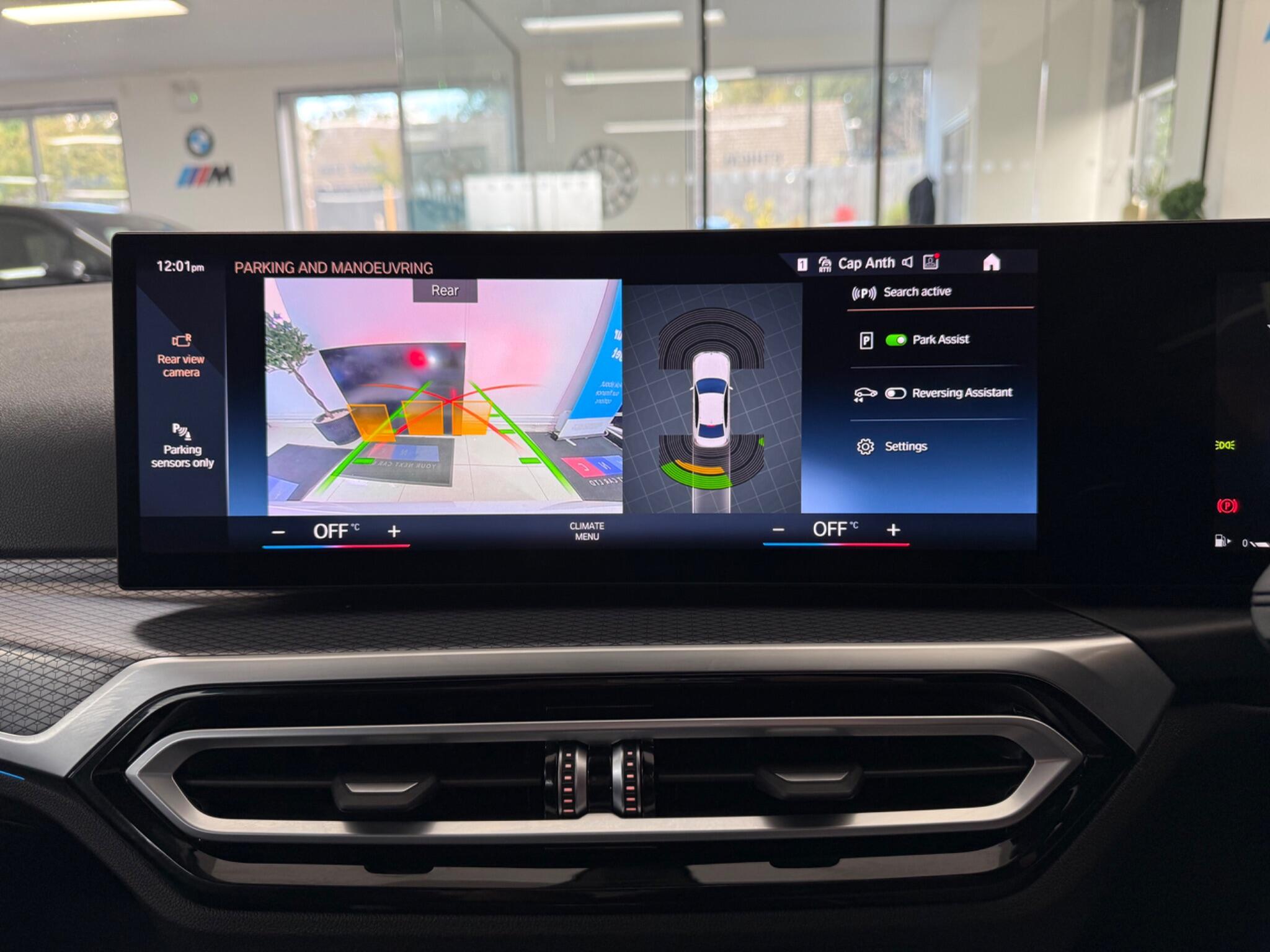 BMW 3 Series view 8