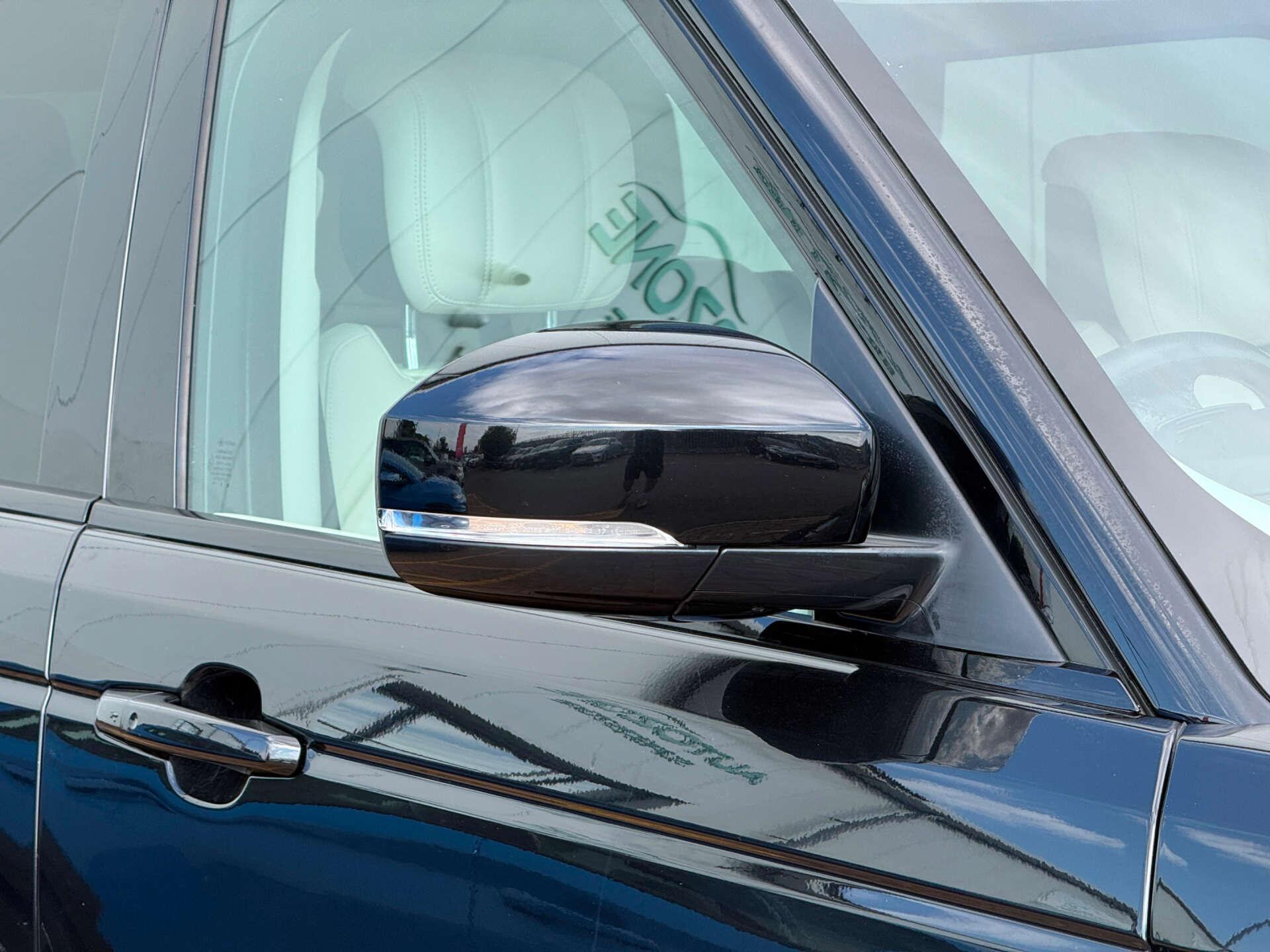 Land Rover Range Rover Sport view 17