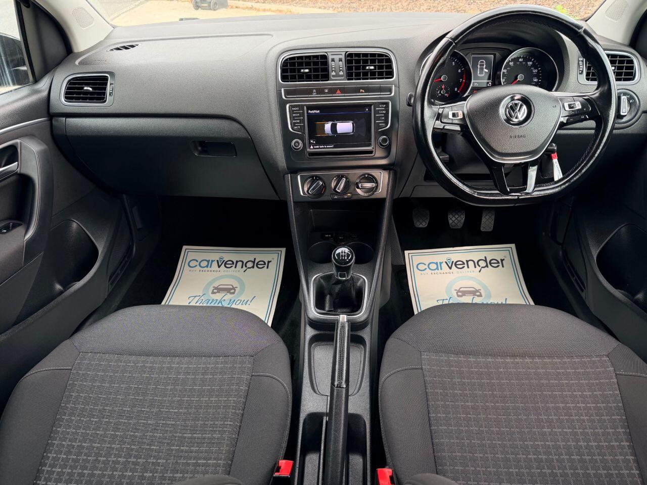 Volkswagen Polo view 4