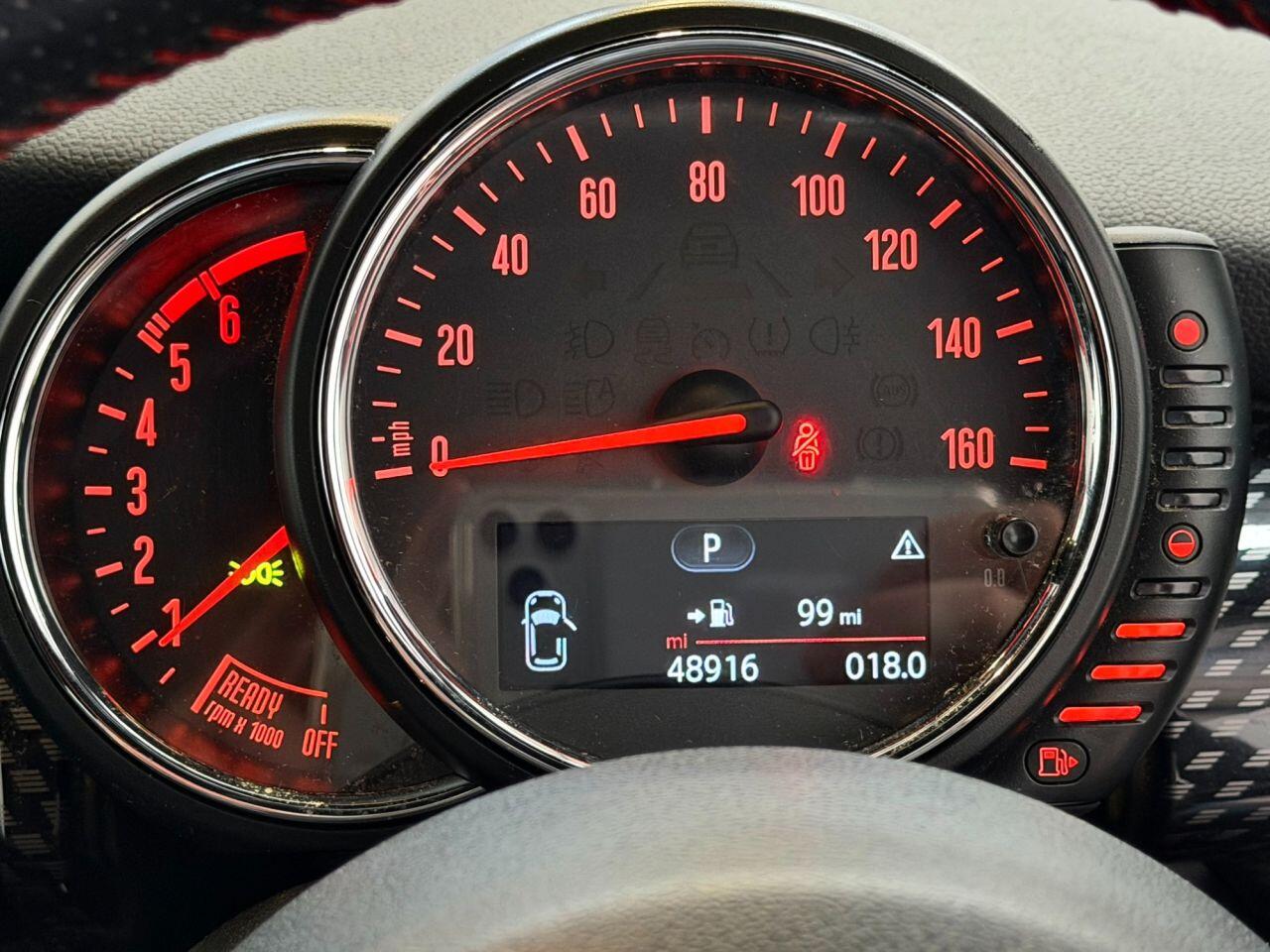 Mini Hatch view 18