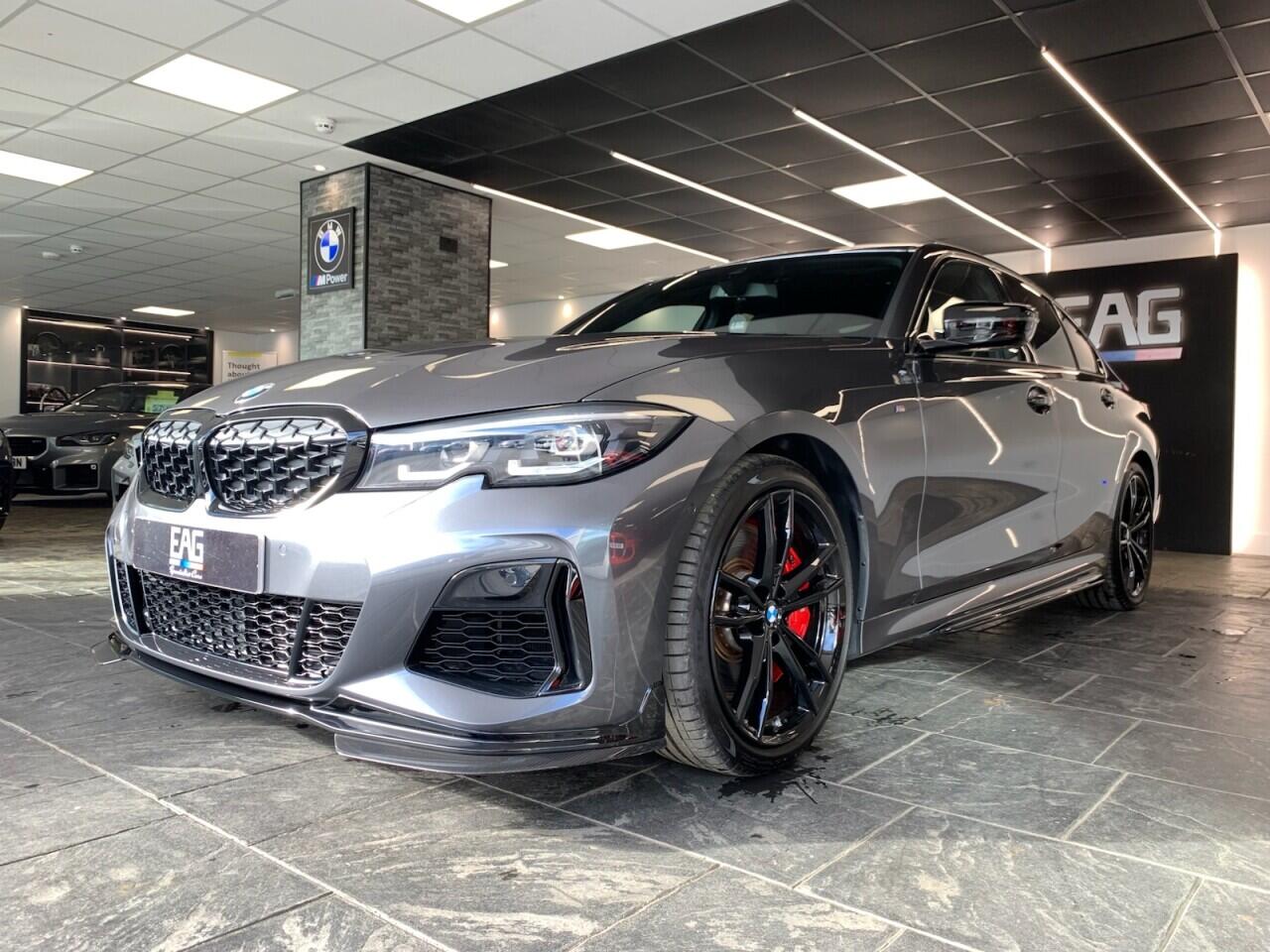 BMW 3 Series view 10