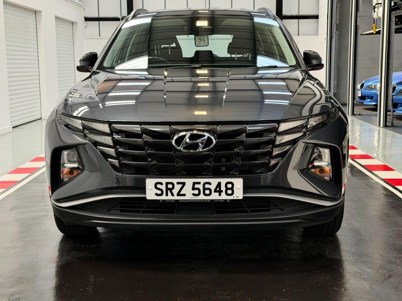 Hyundai Tucson view 4